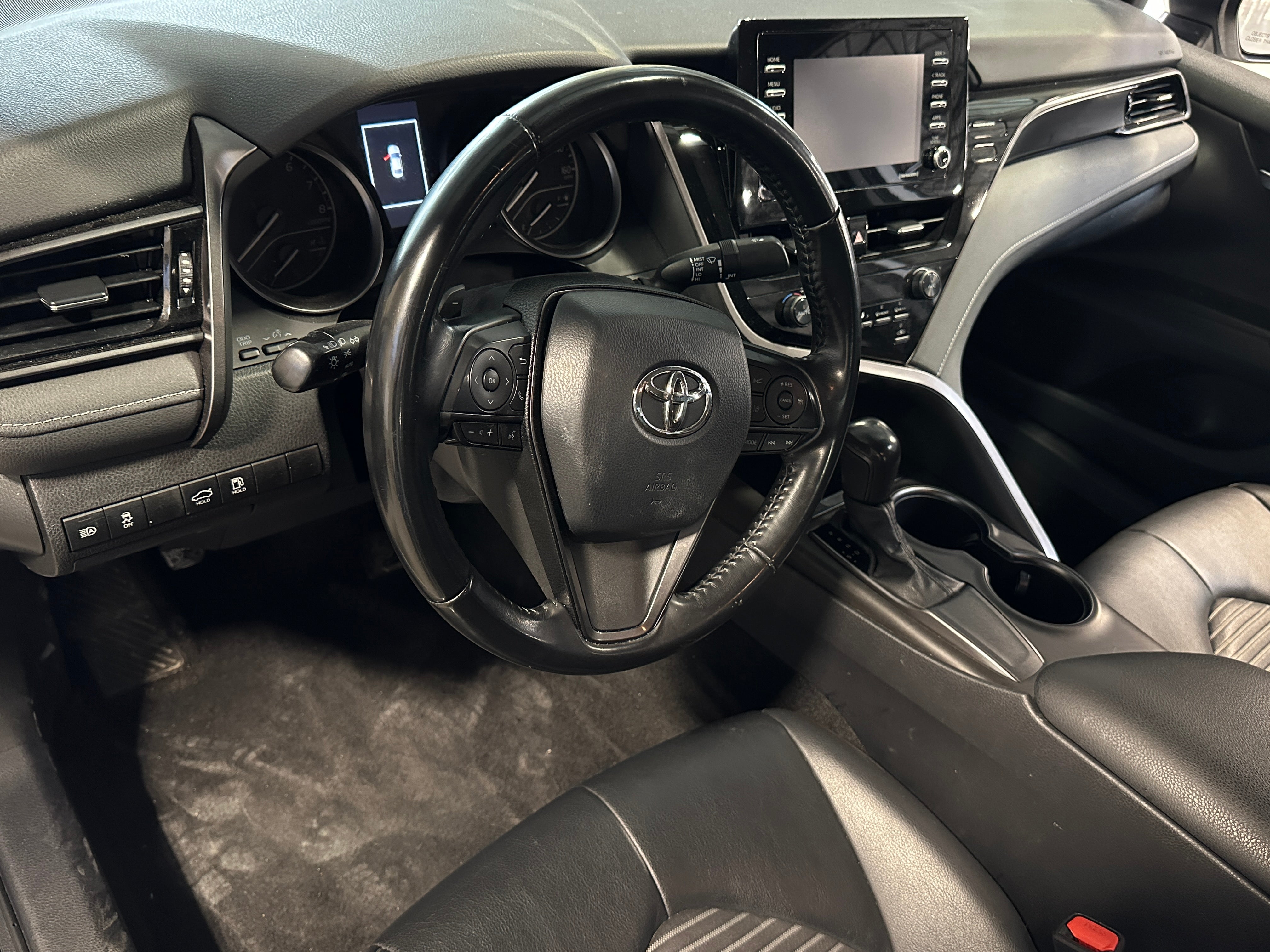 2021 Toyota Camry SE 3