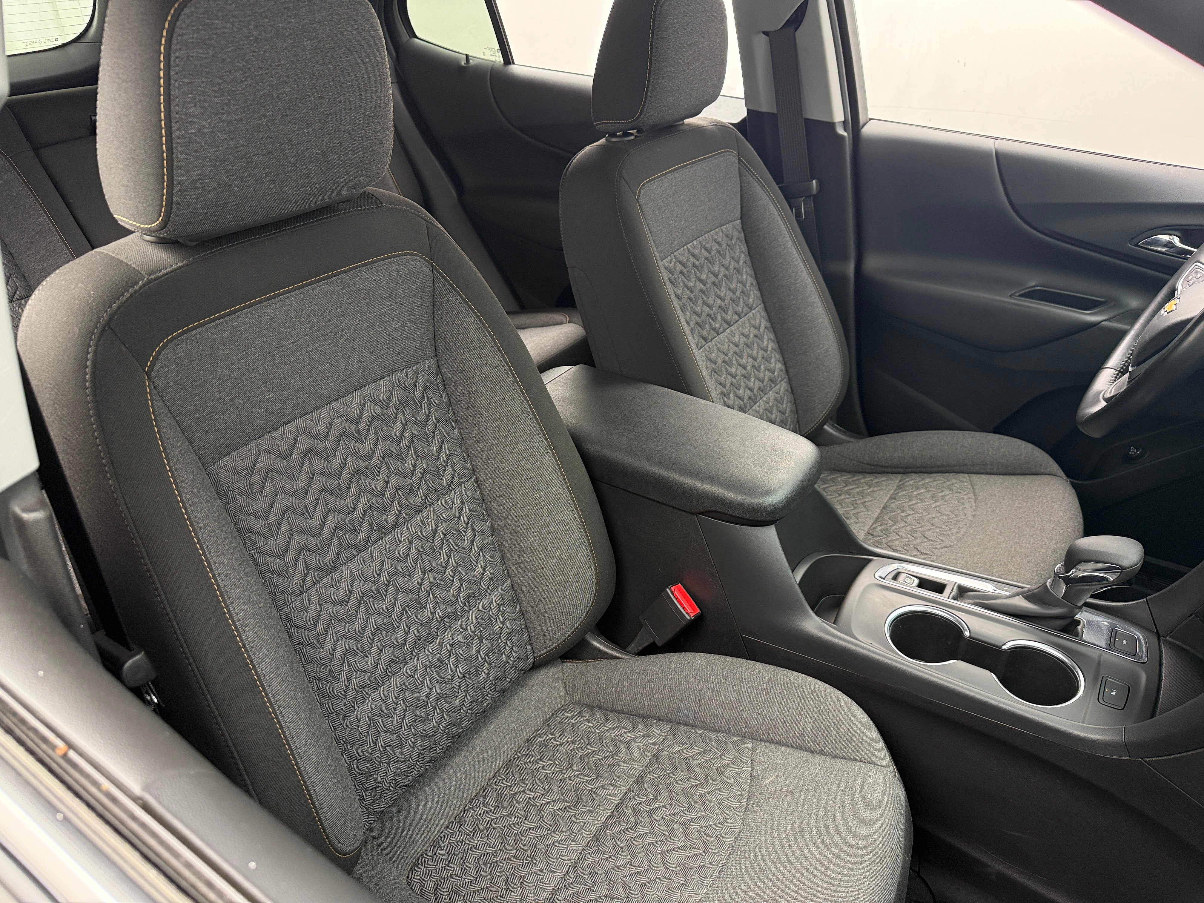 2022 Chevrolet Equinox LT 2