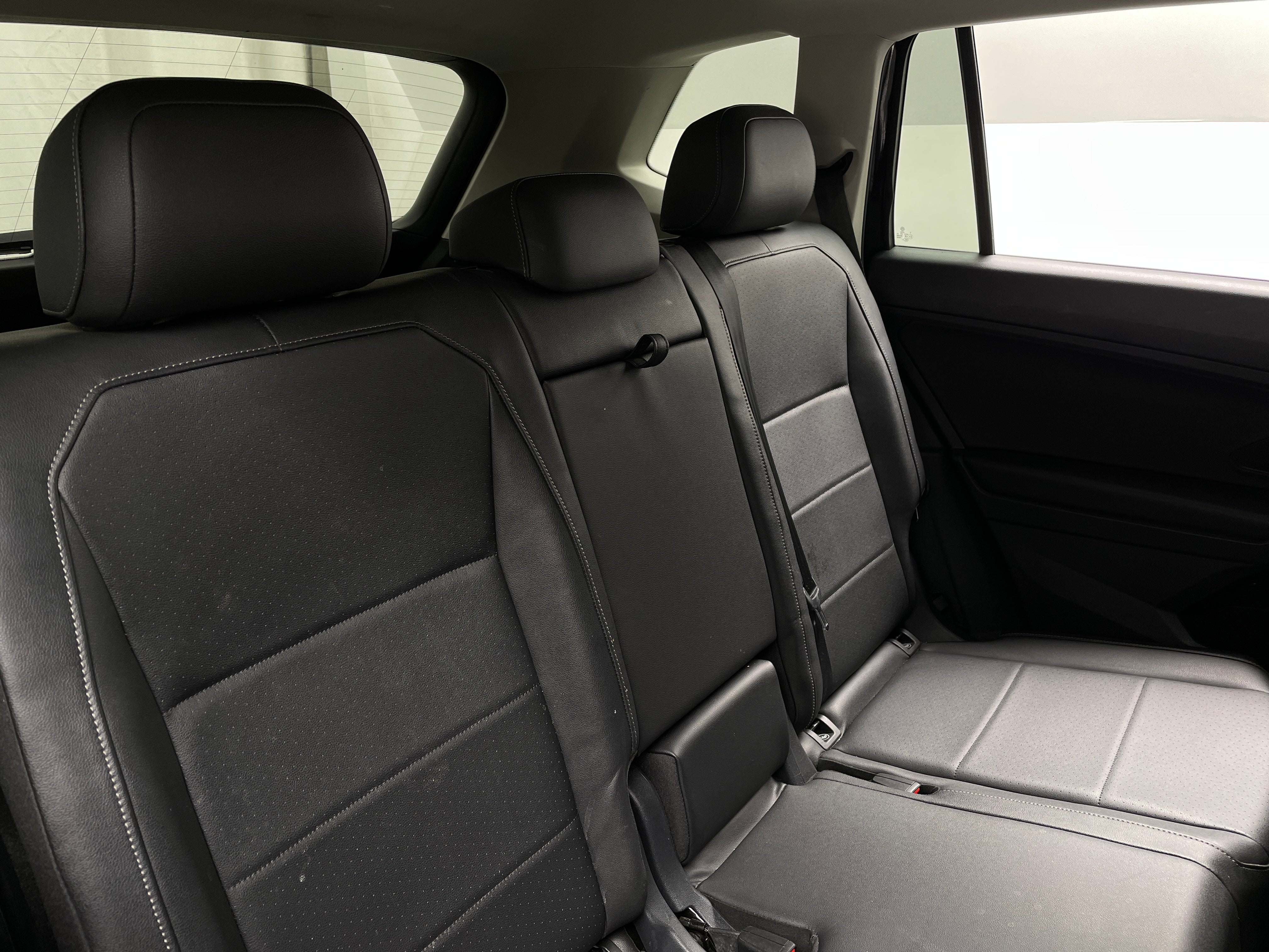 2020 Volkswagen Tiguan SEL 5