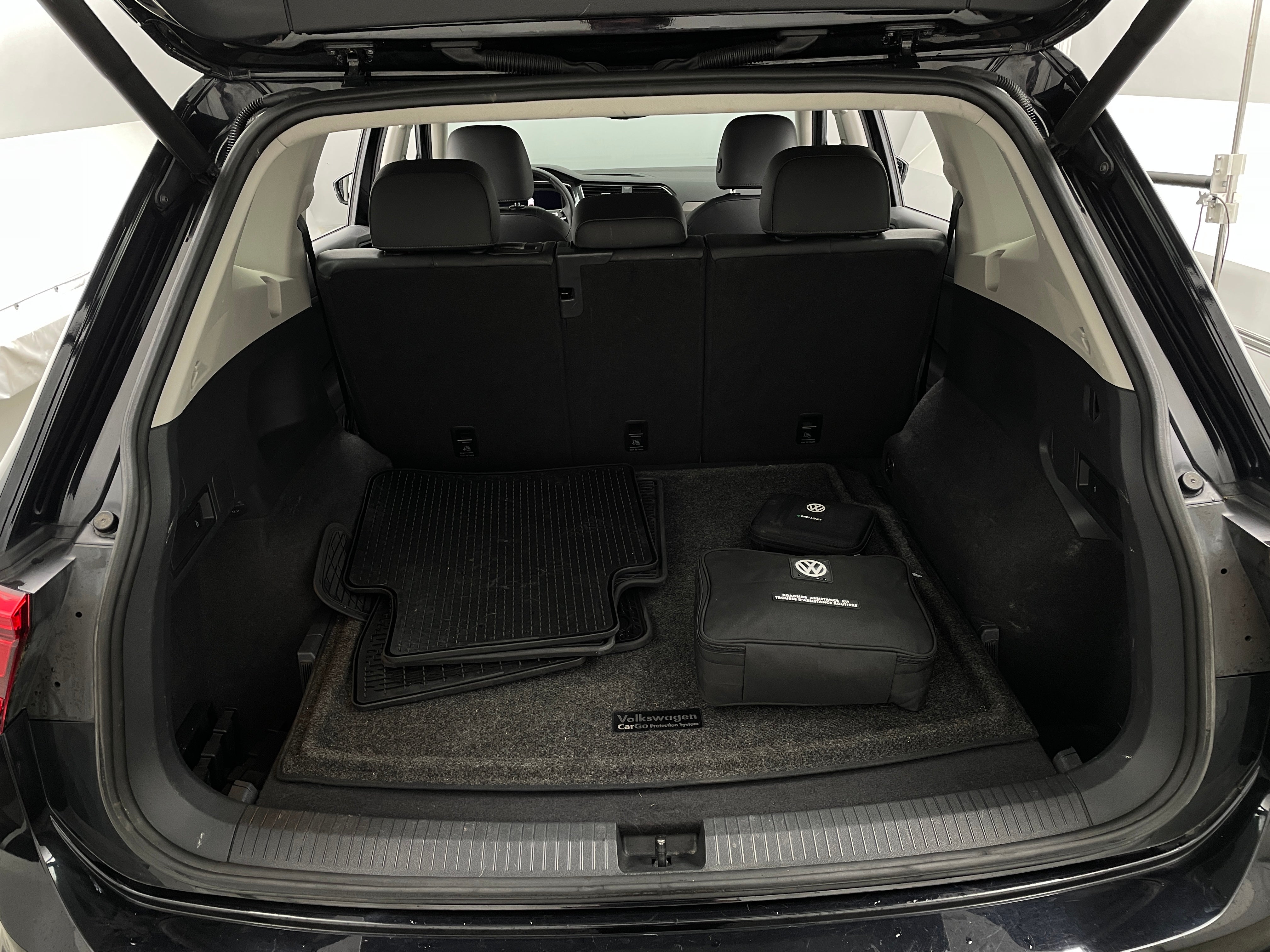 2020 Volkswagen Tiguan SEL 6