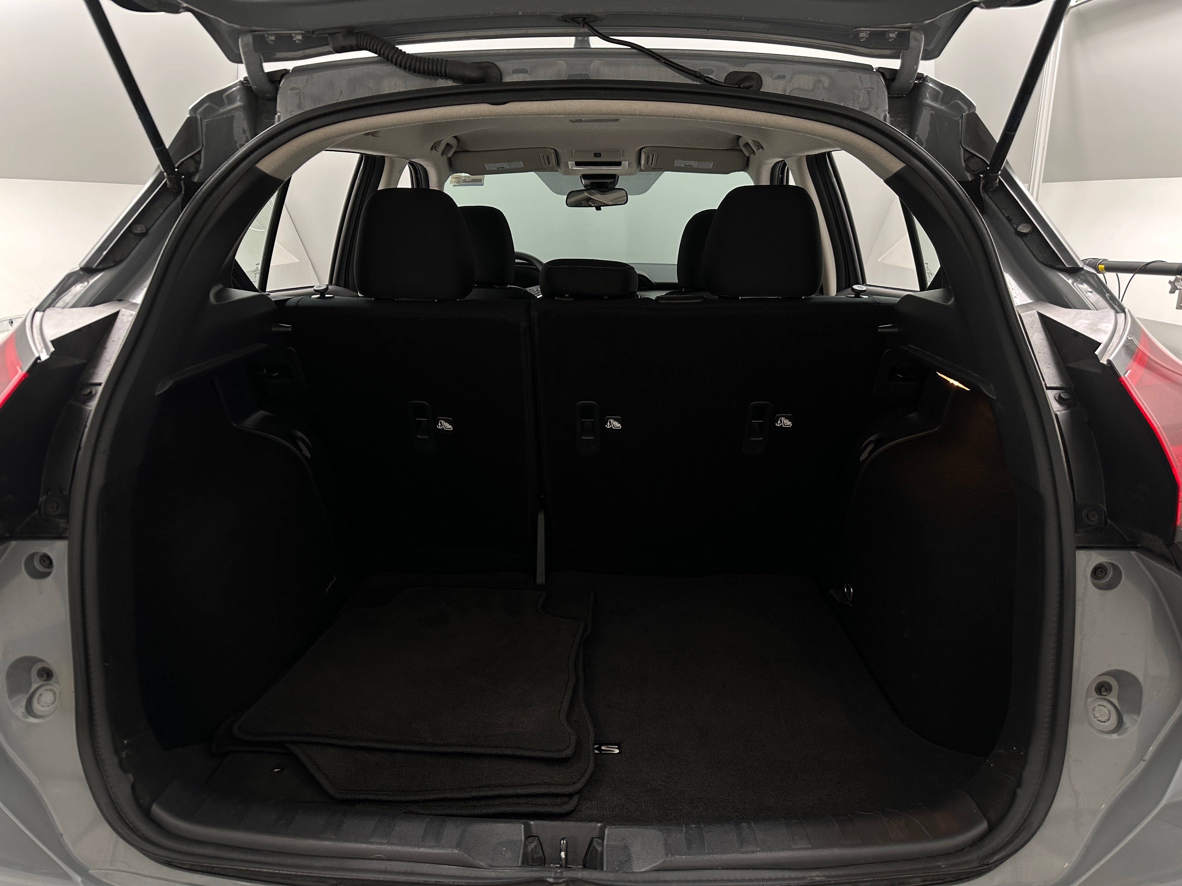 2024 Nissan Kicks SV 7