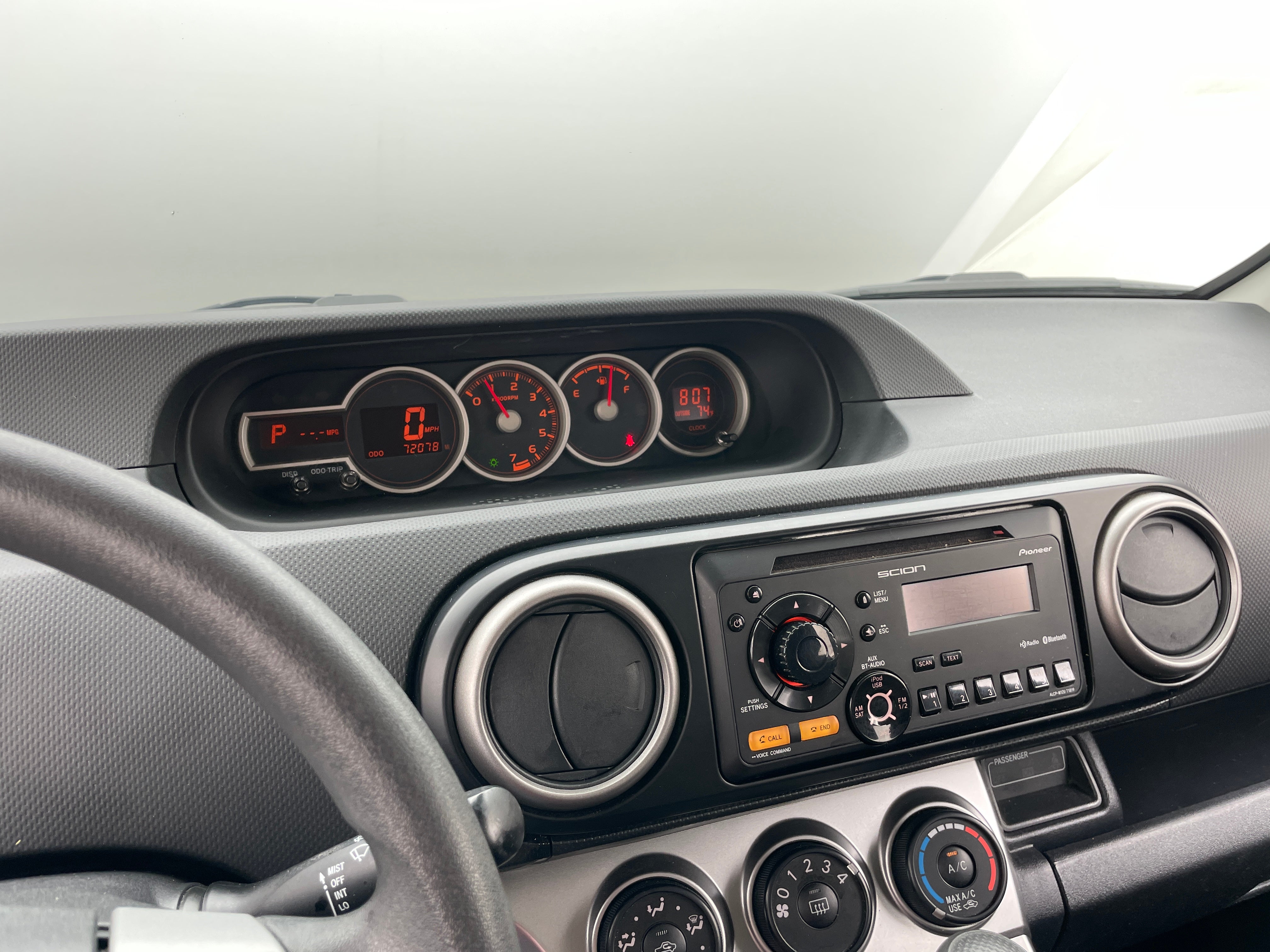 2012 Scion xB Base 4