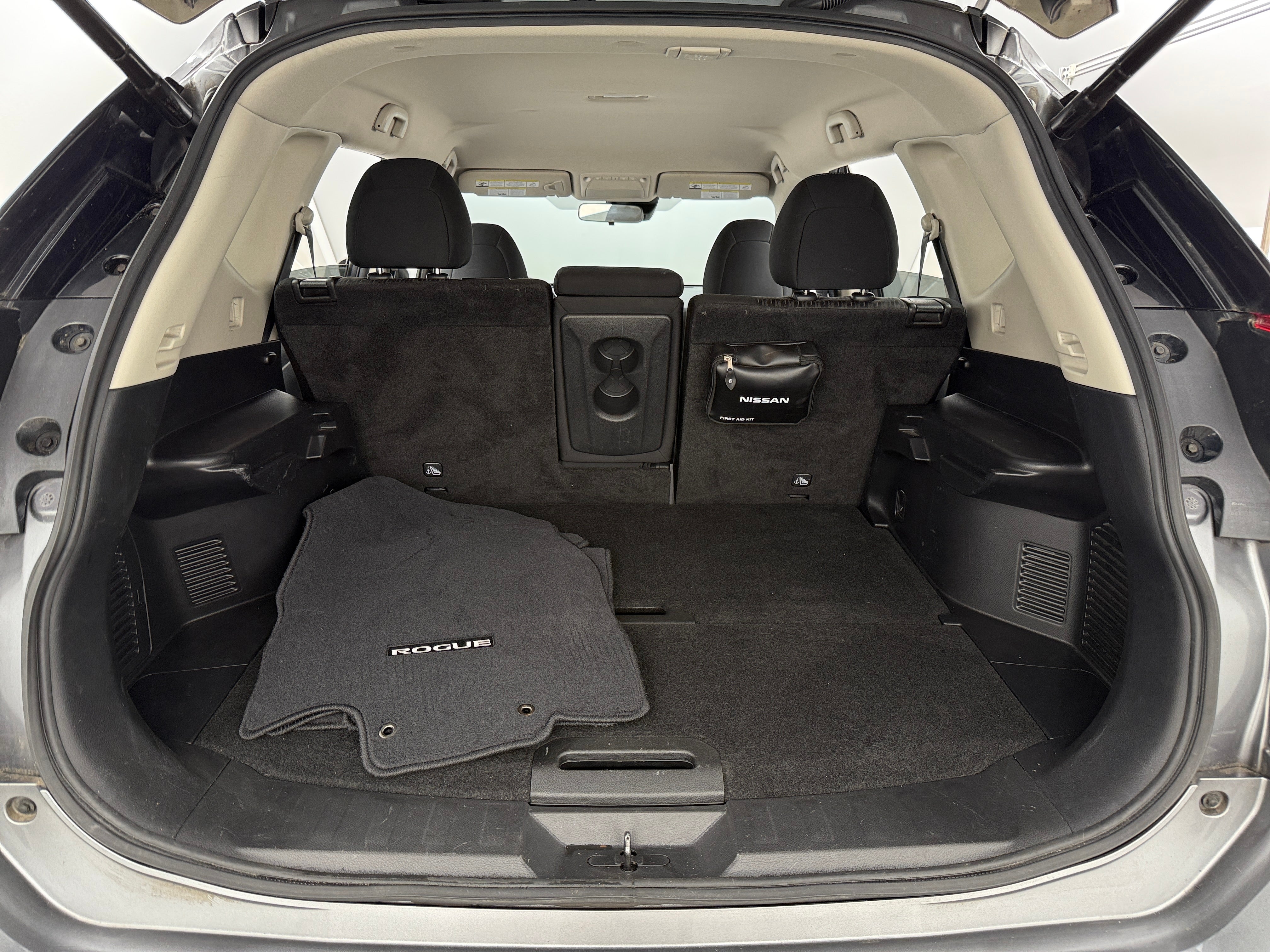 2019 Nissan Rogue SV 7