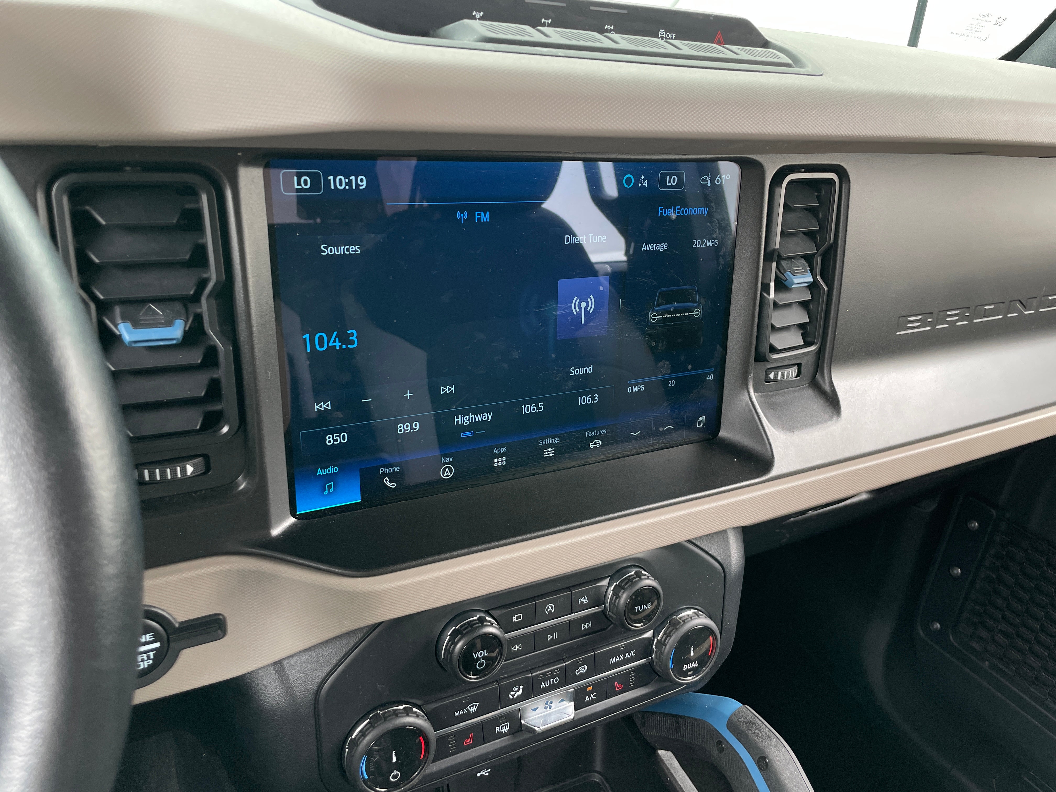 2022 Ford Bronco Wildtrak 4