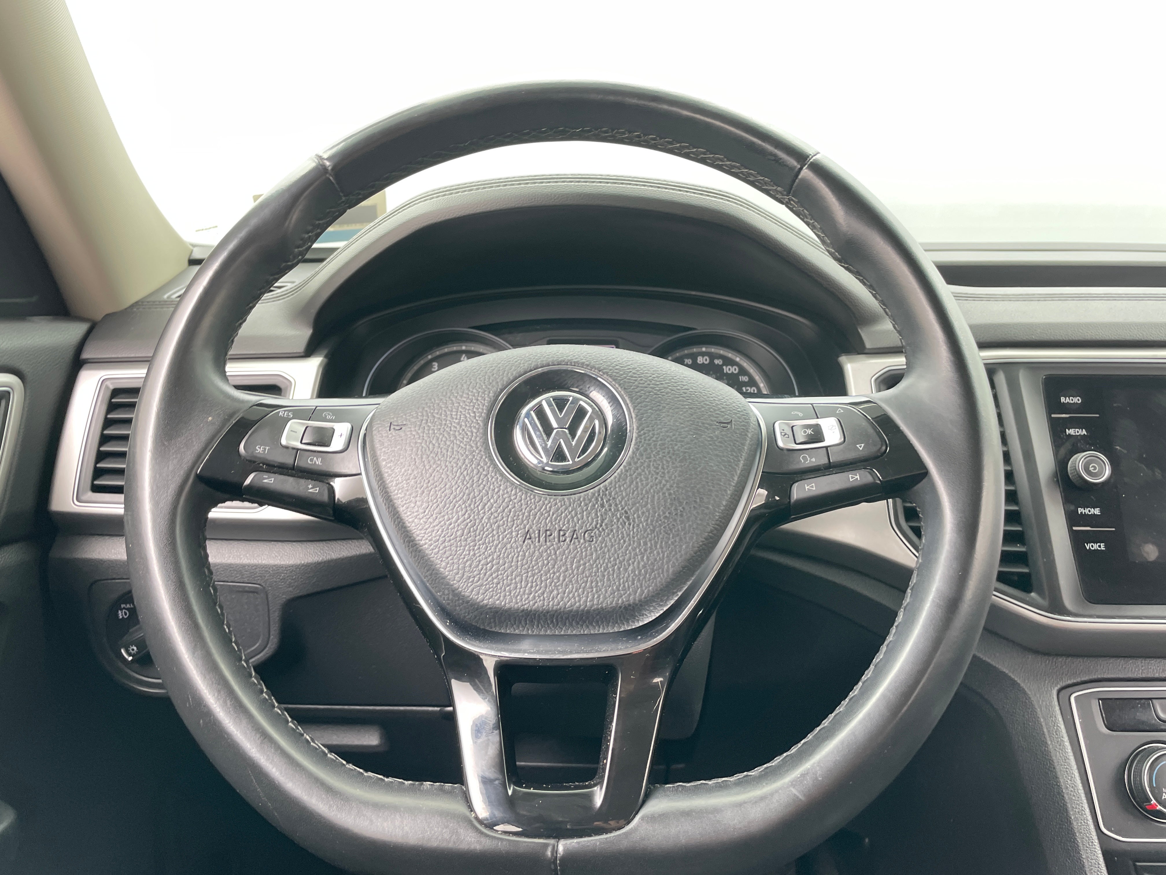 2018 Volkswagen Atlas SE 4