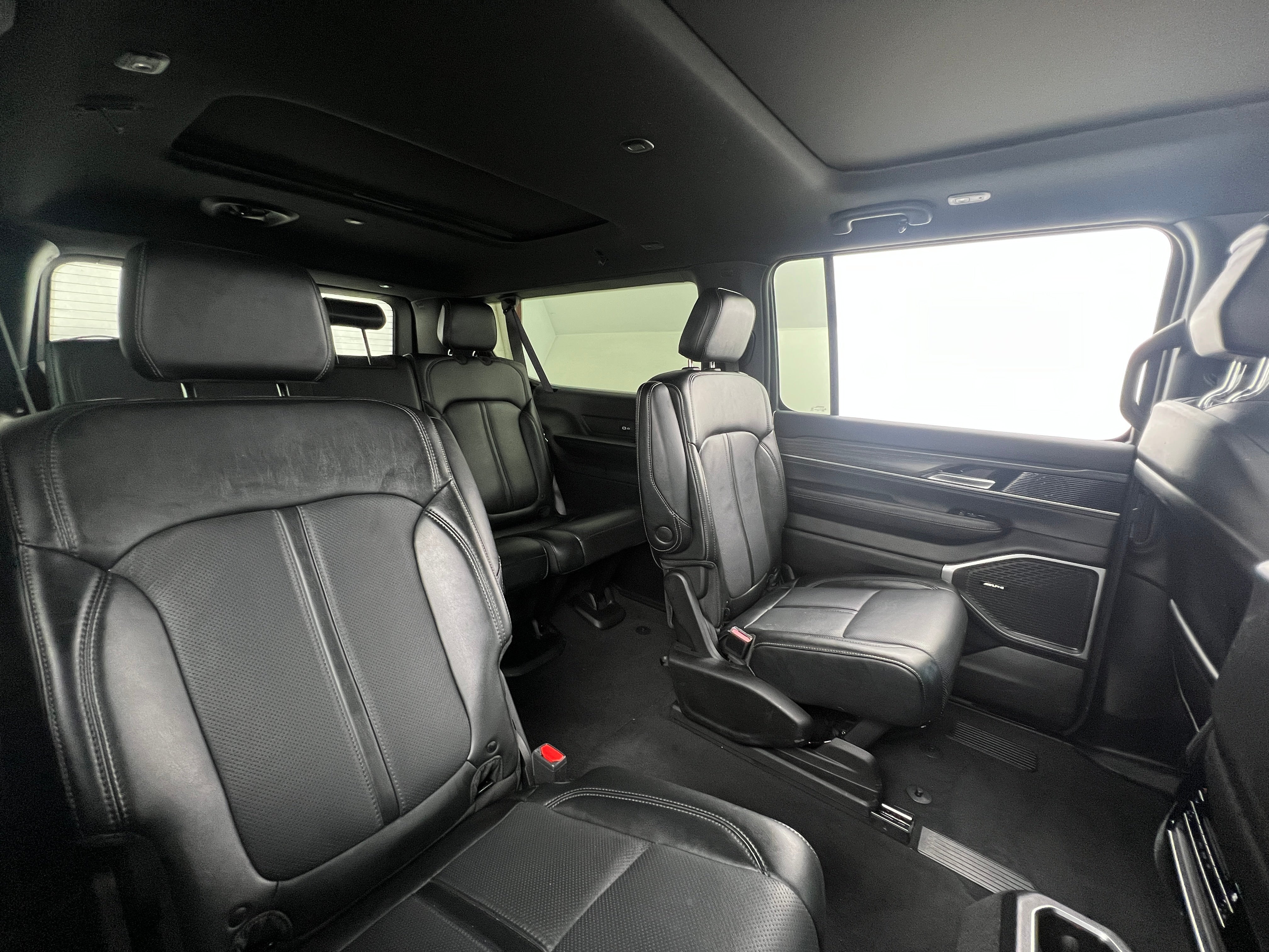 2024 Jeep Wagoneer Series II 5