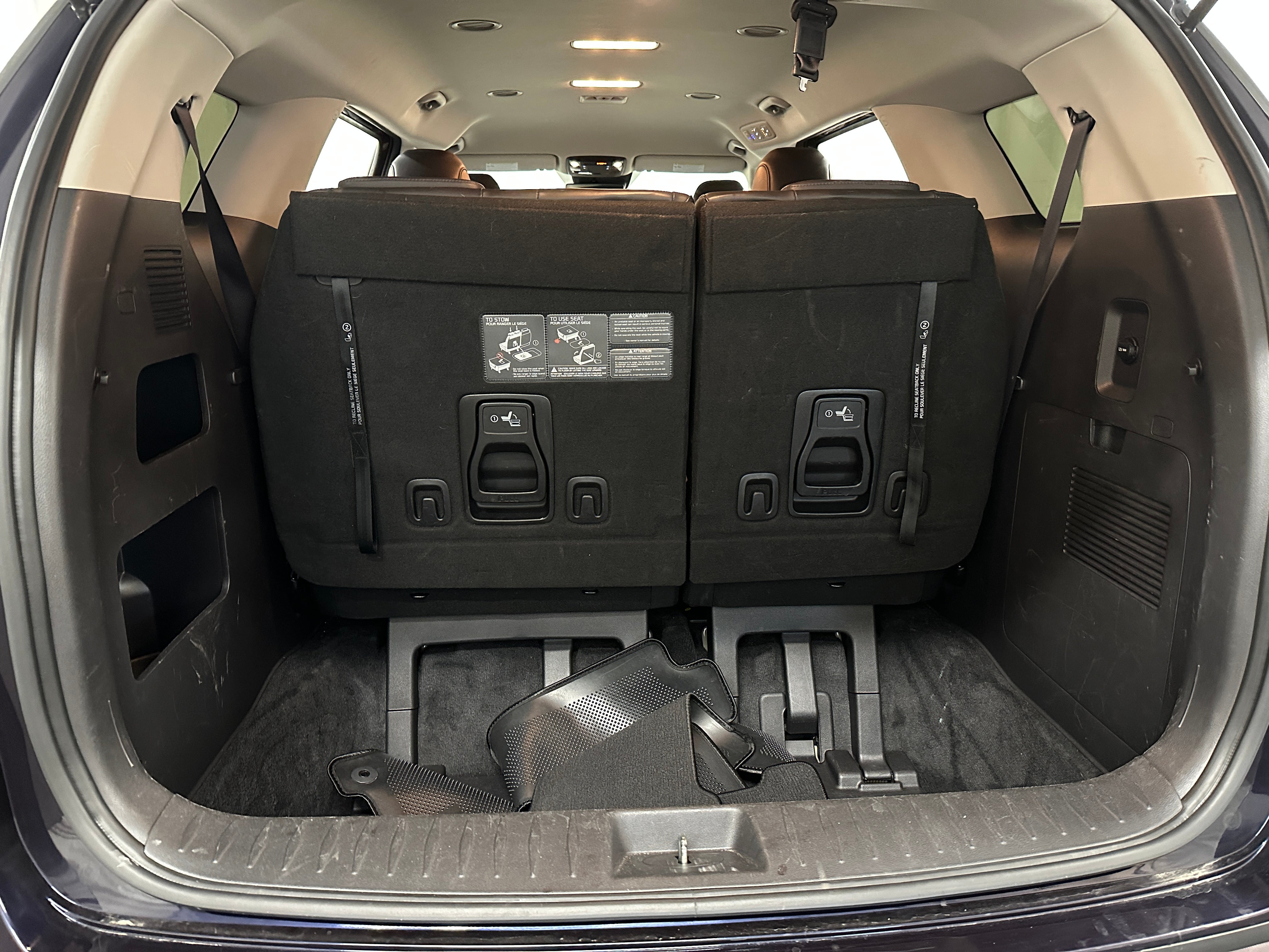 2023 Kia Carnival LX 6