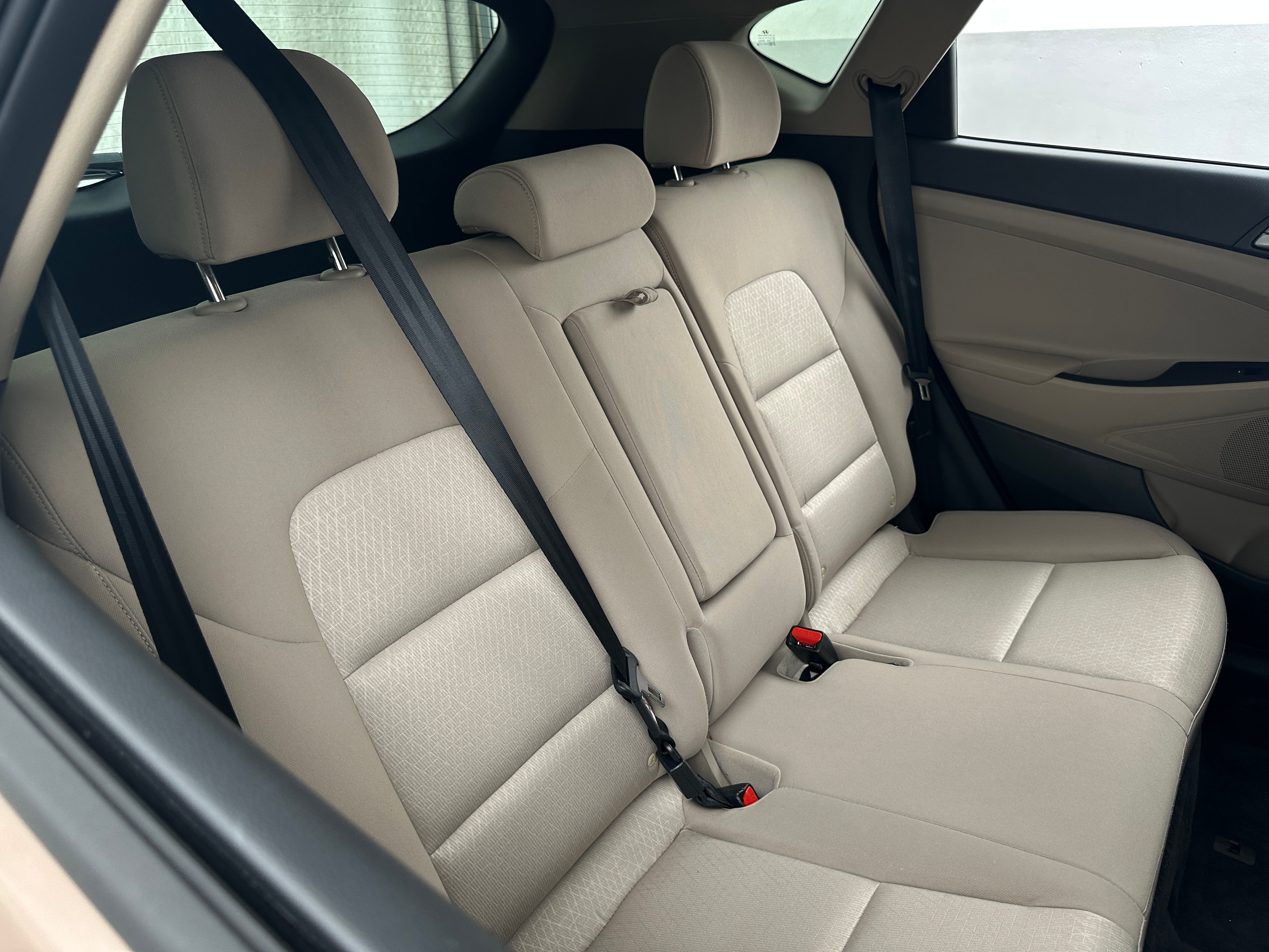 2017 Hyundai Tucson Sport 6