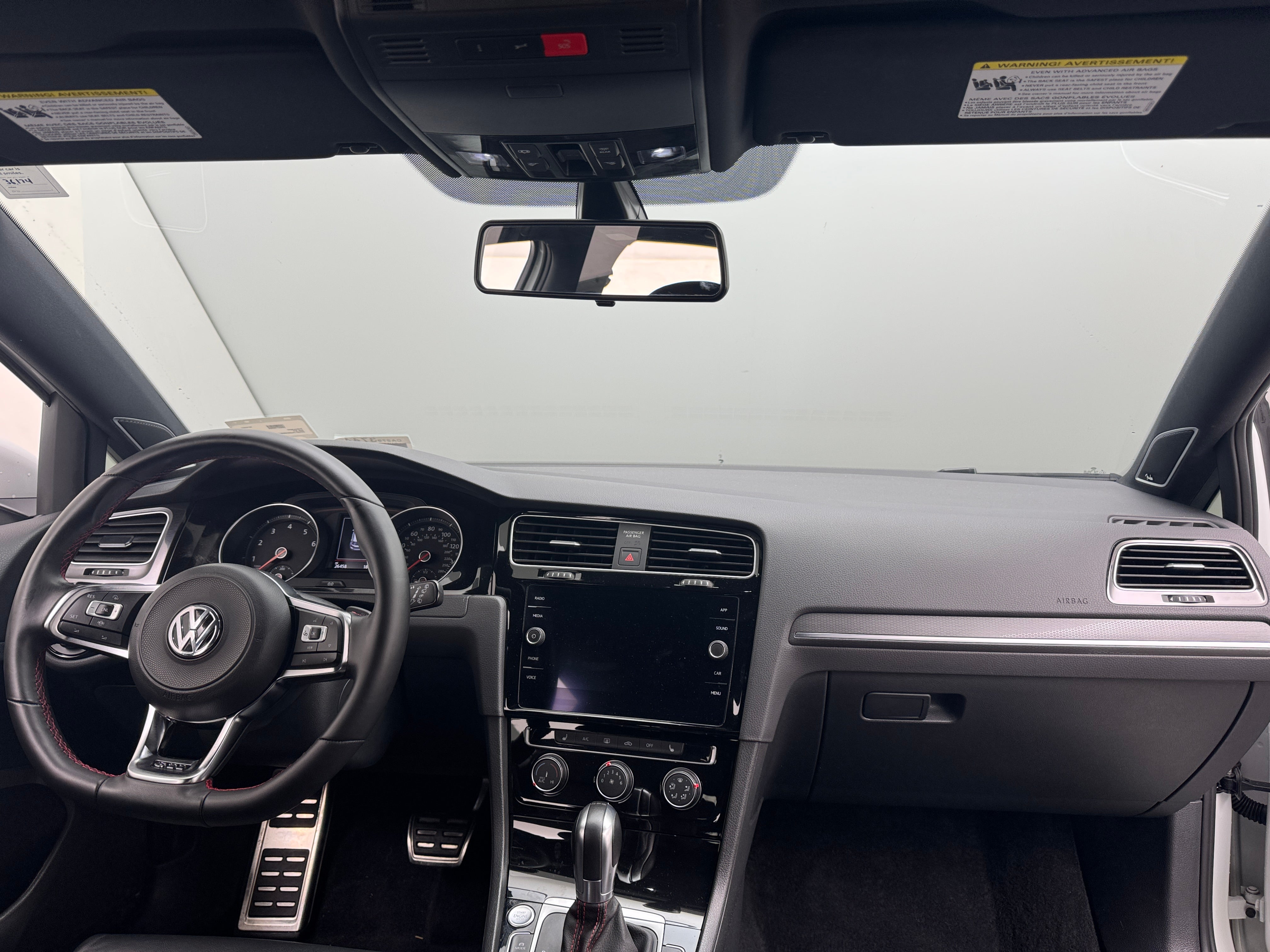 2019 Volkswagen Golf GTI SE 2