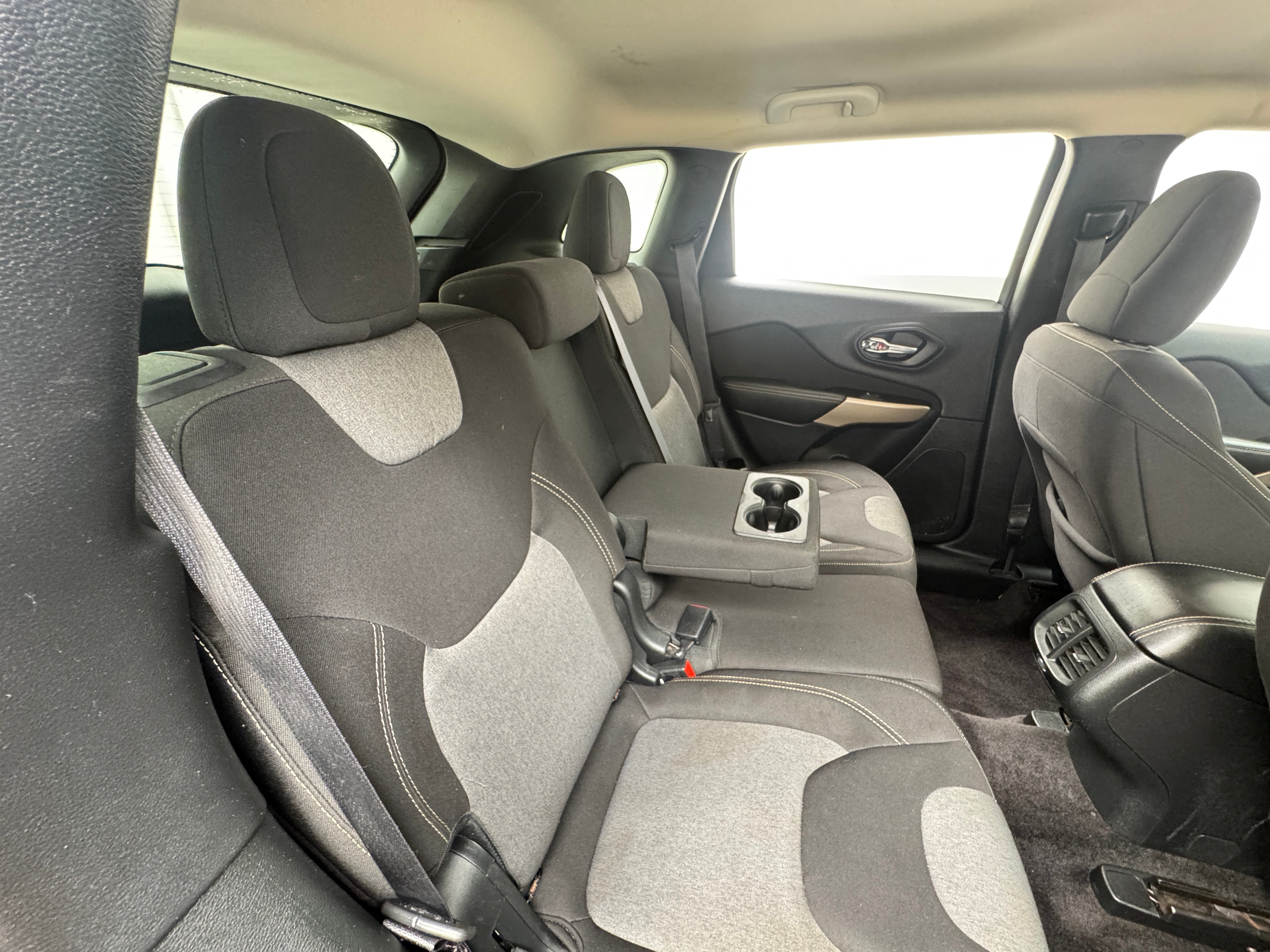 2018 Jeep Cherokee Latitude 6