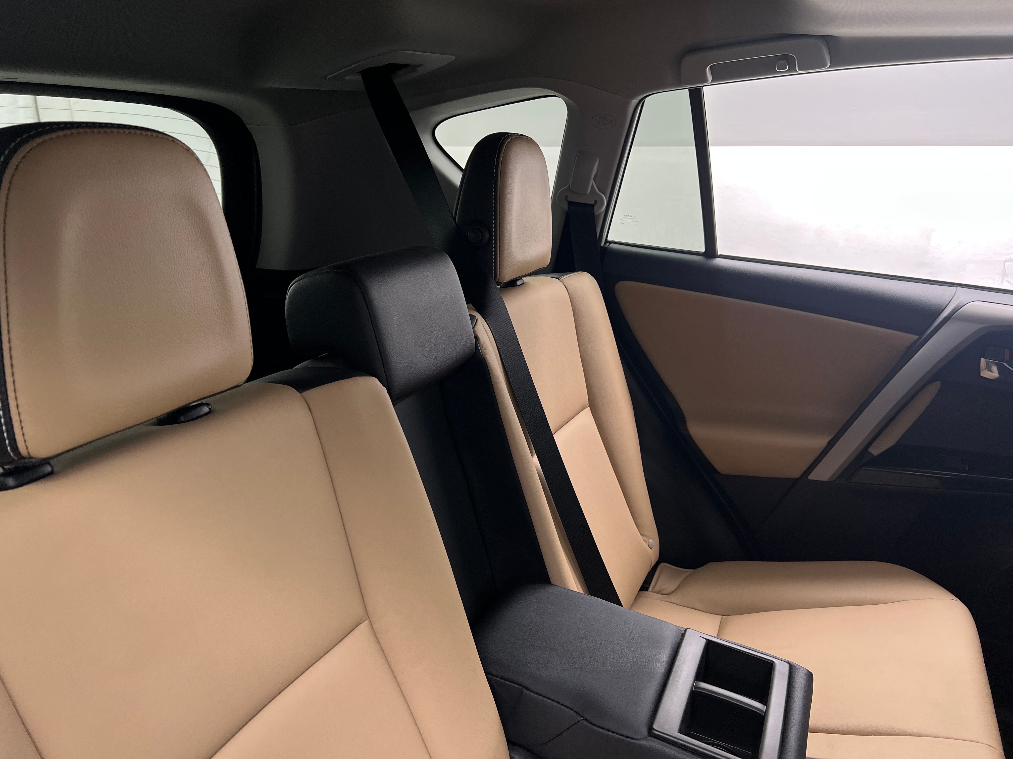 2018 Toyota RAV4 Limited 5