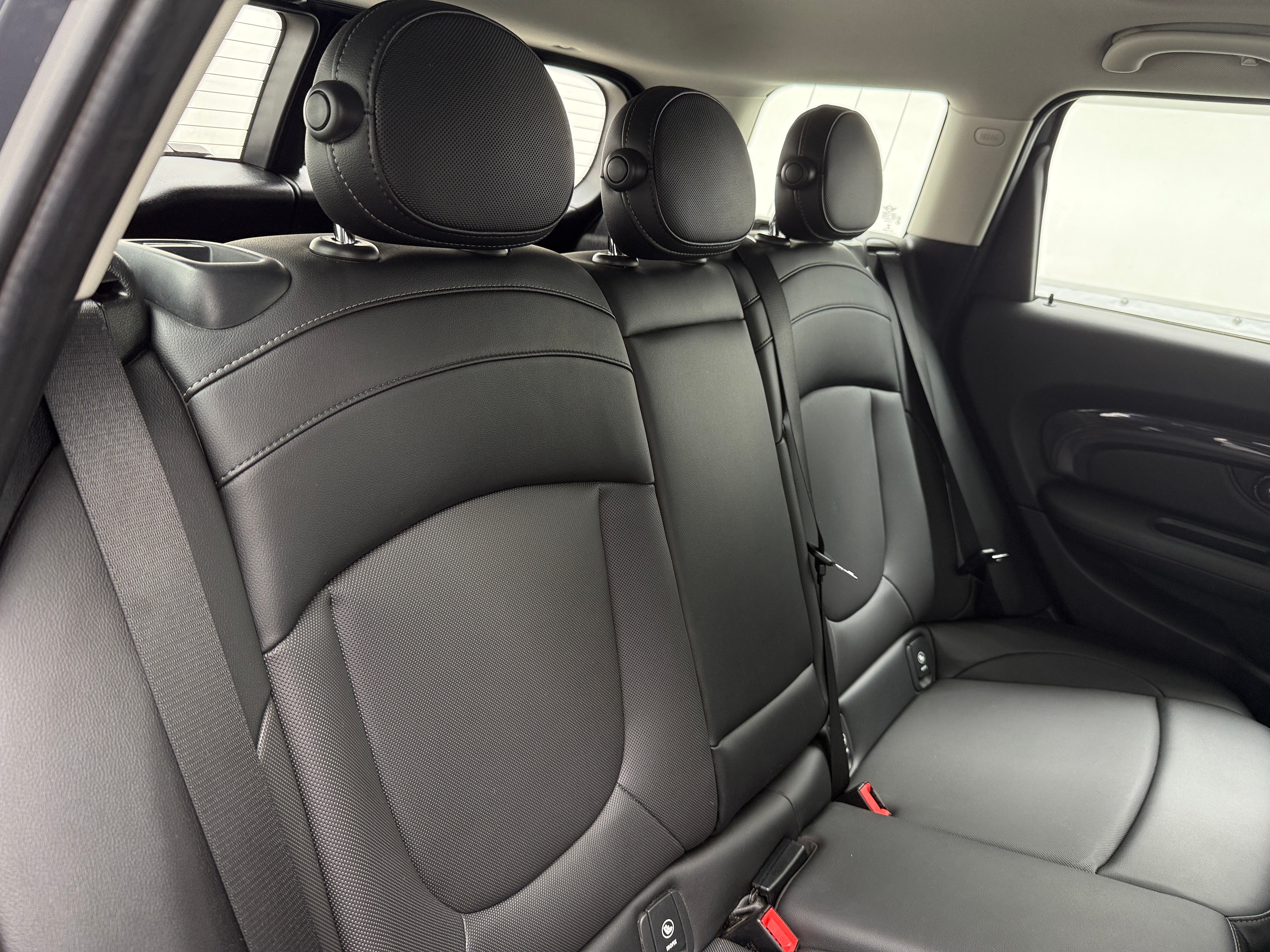 2016 MINI Cooper Clubman S 5
