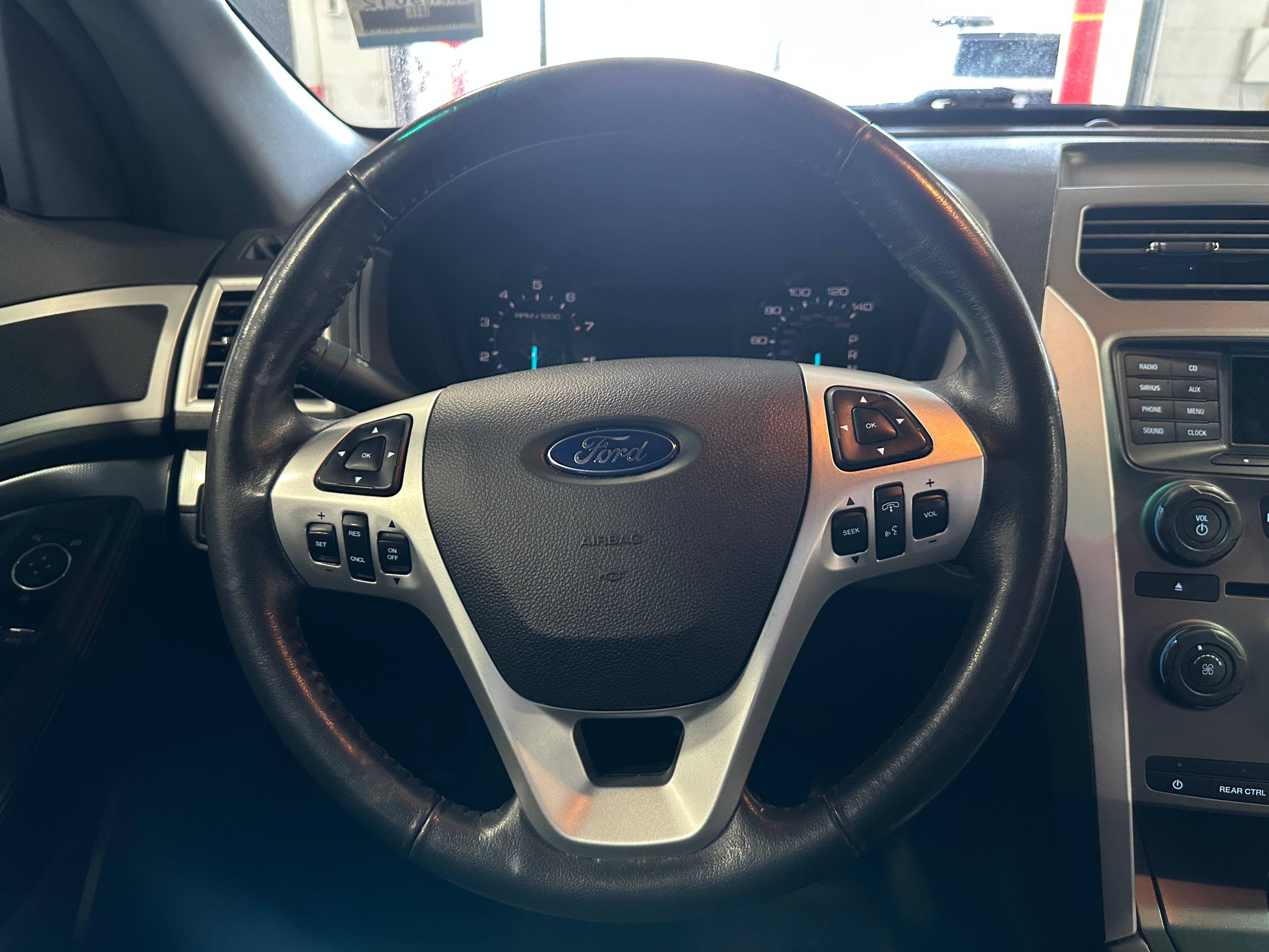 2015 Ford Explorer XLT 5