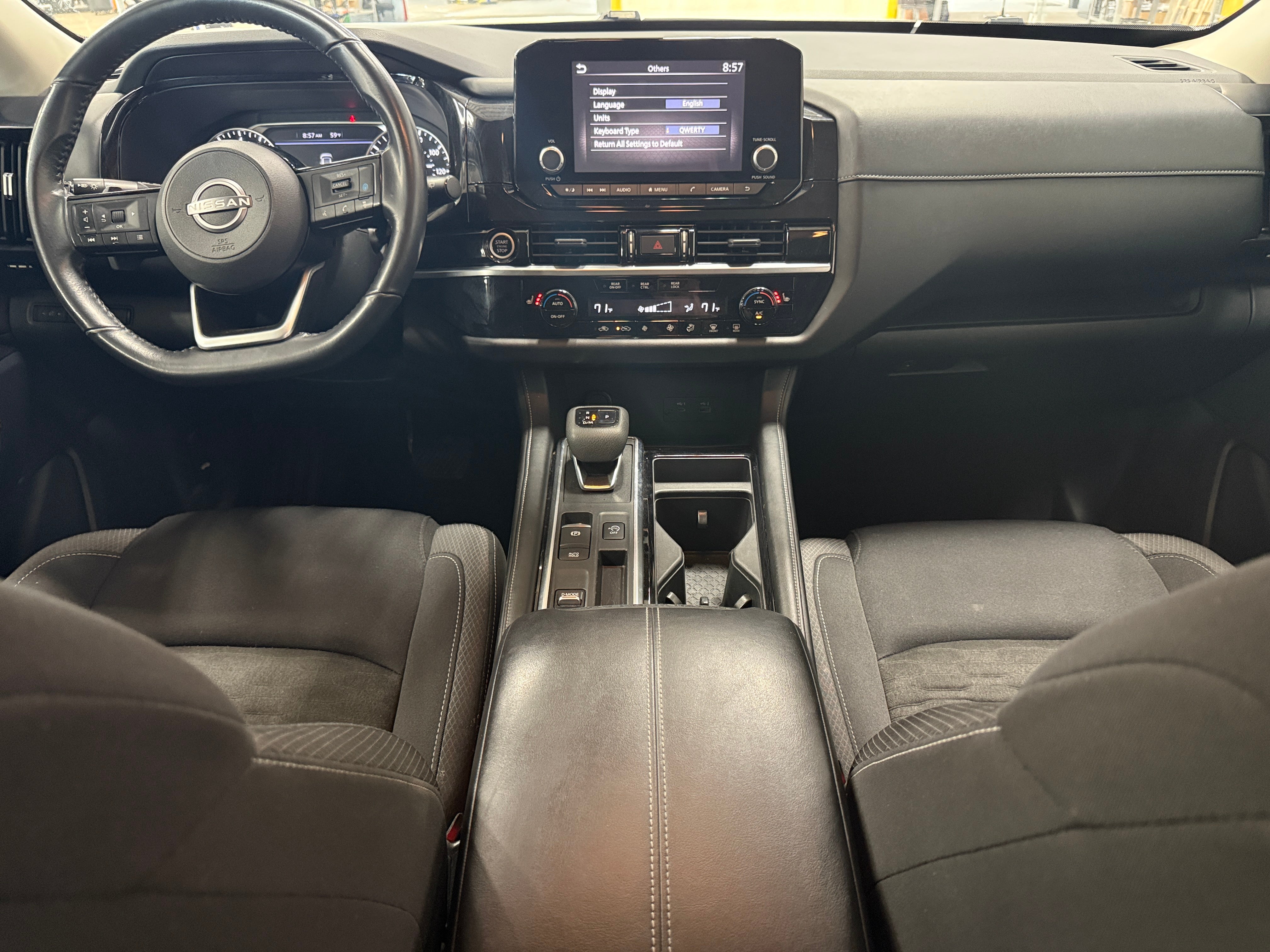 2022 Nissan Pathfinder SV 3