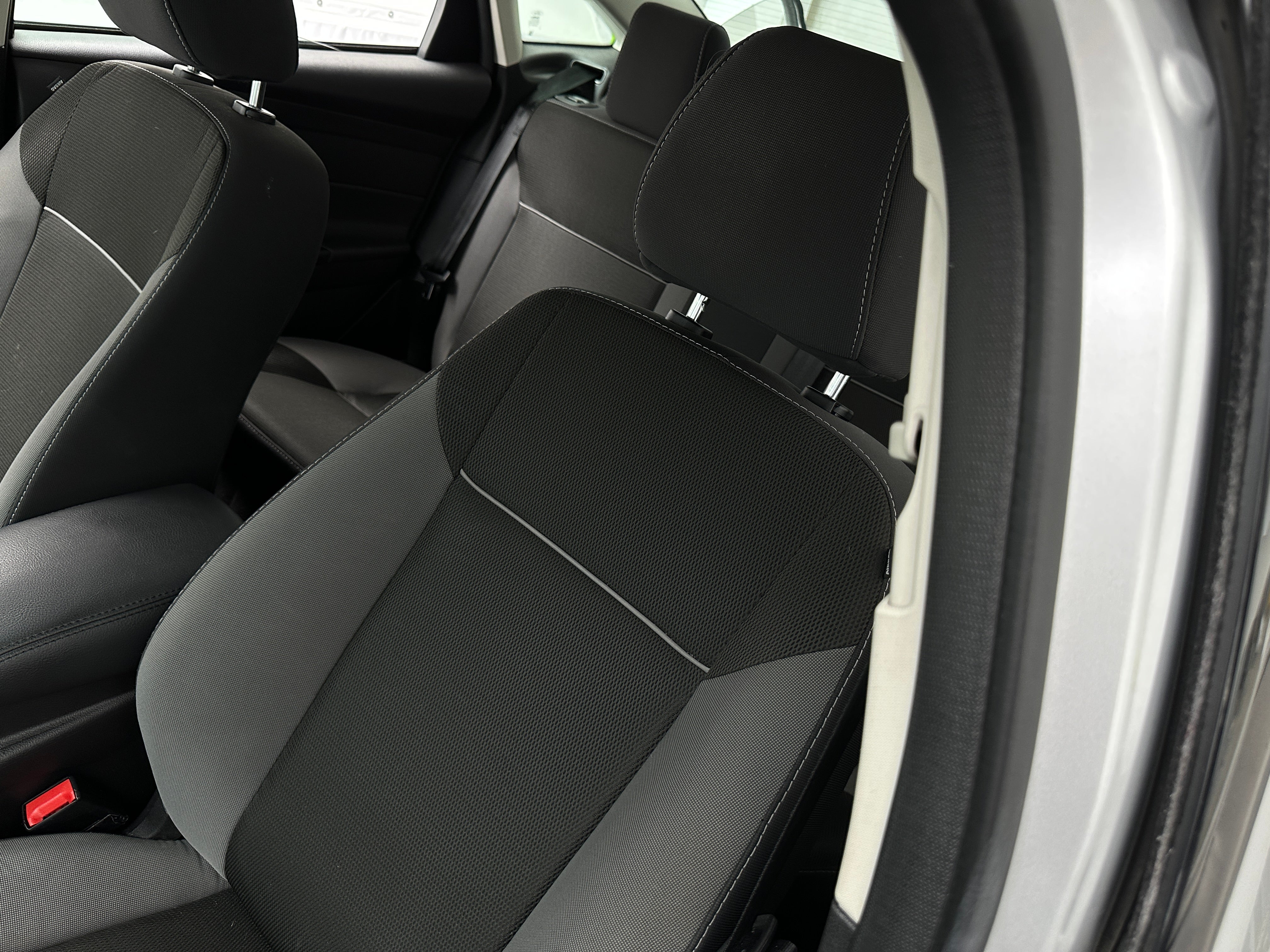 2014 Ford Focus SE 2