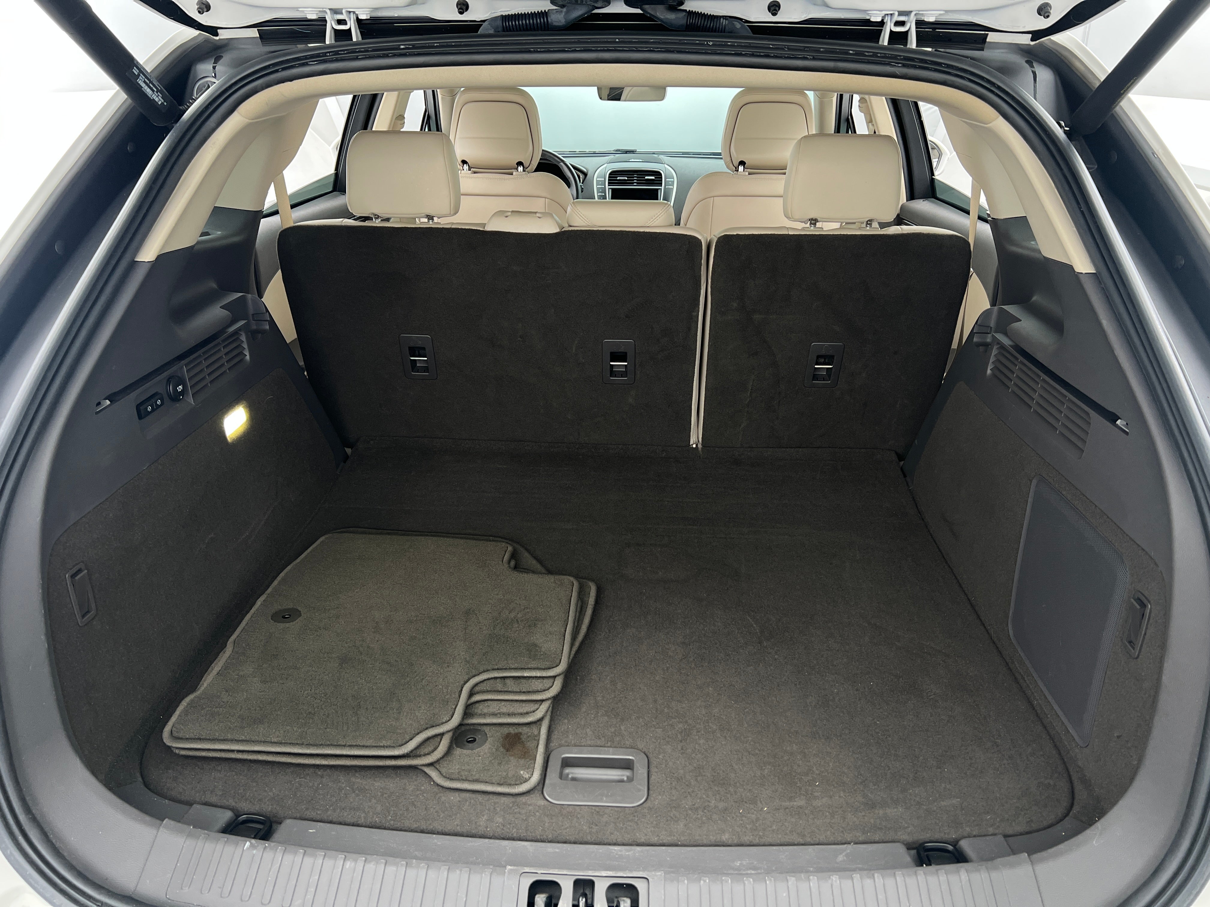 2020 Lincoln Nautilus Reserve 6