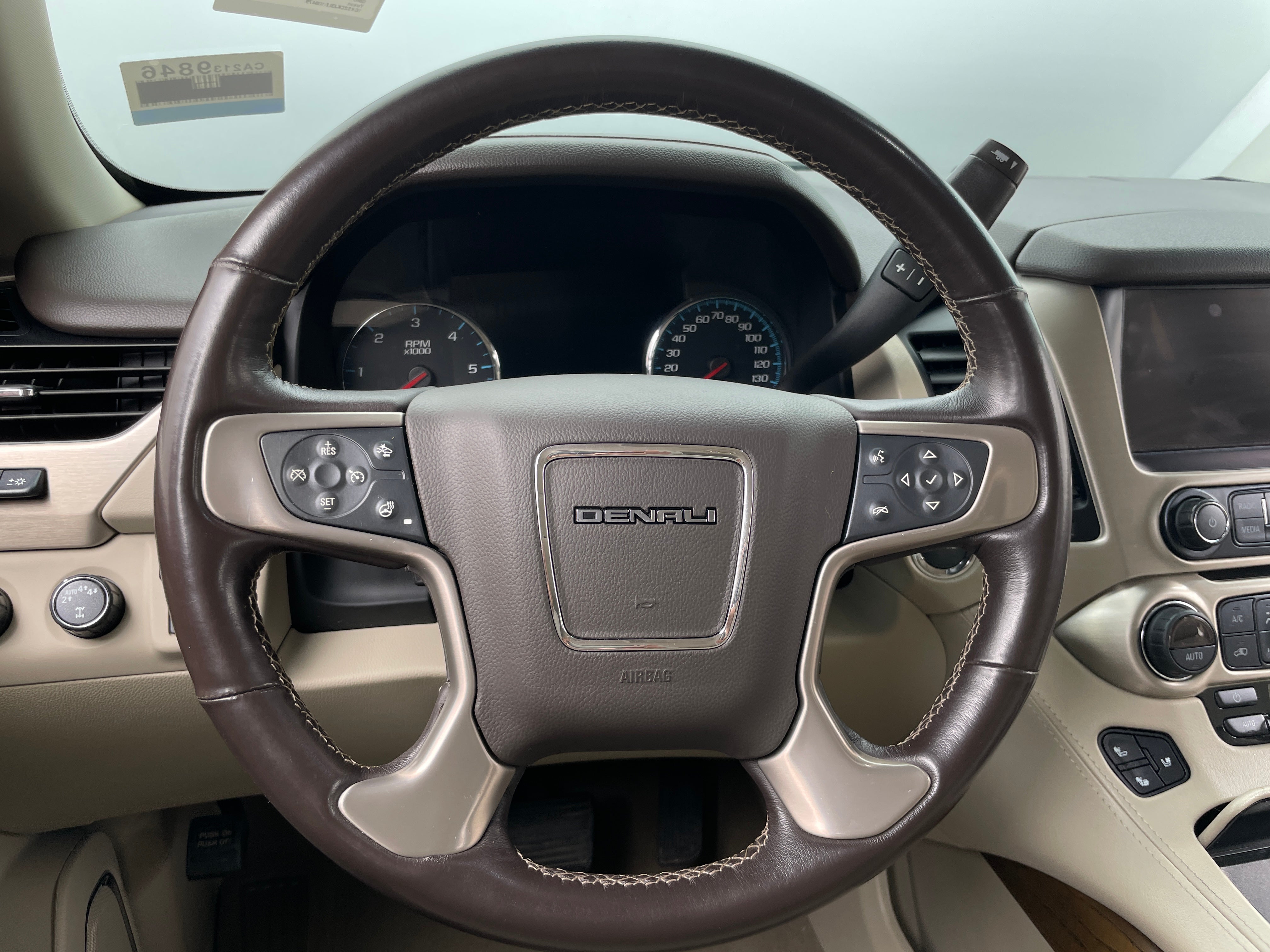 2020 GMC Yukon Denali 4
