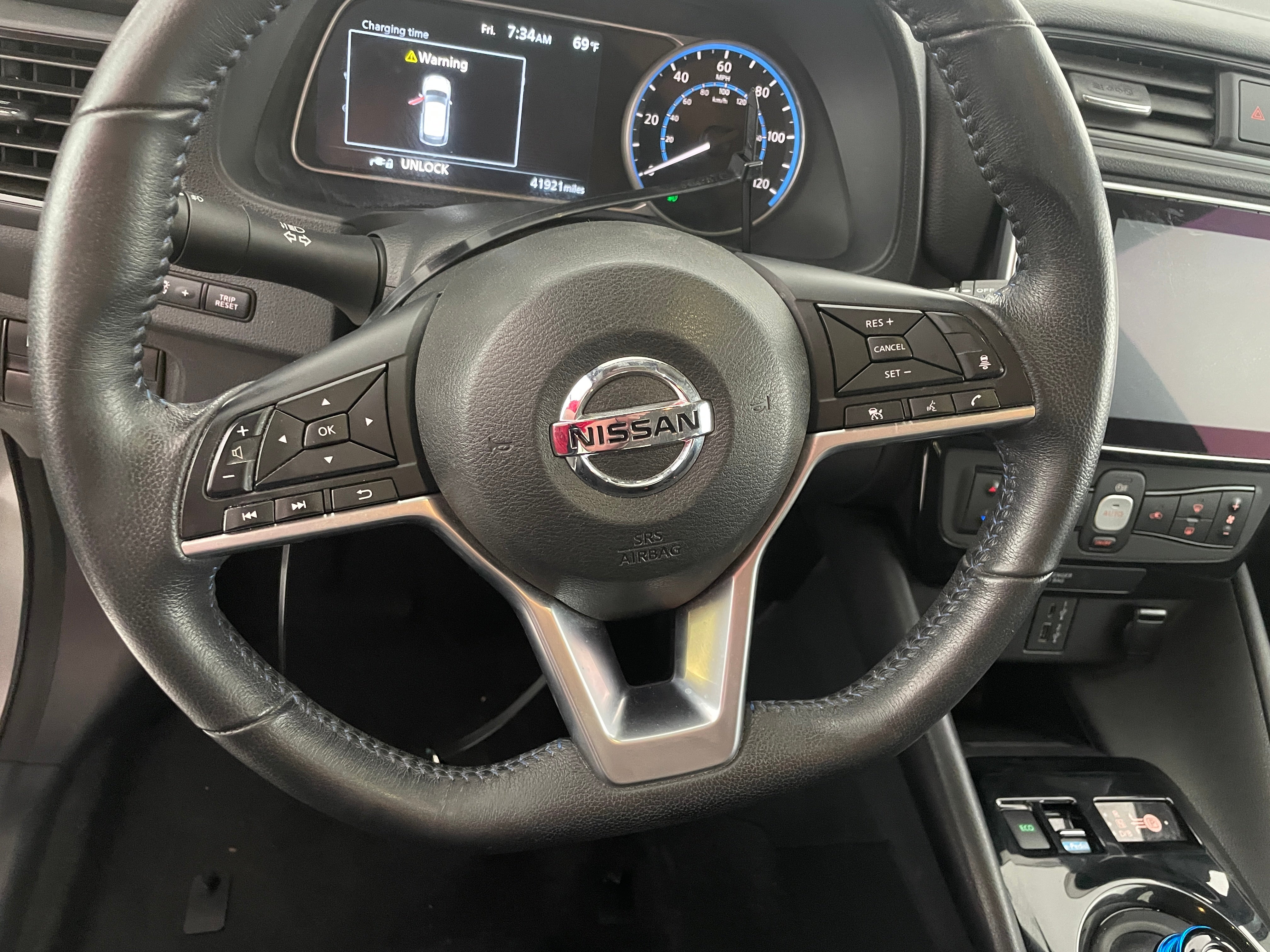 2020 Nissan Leaf SV 5