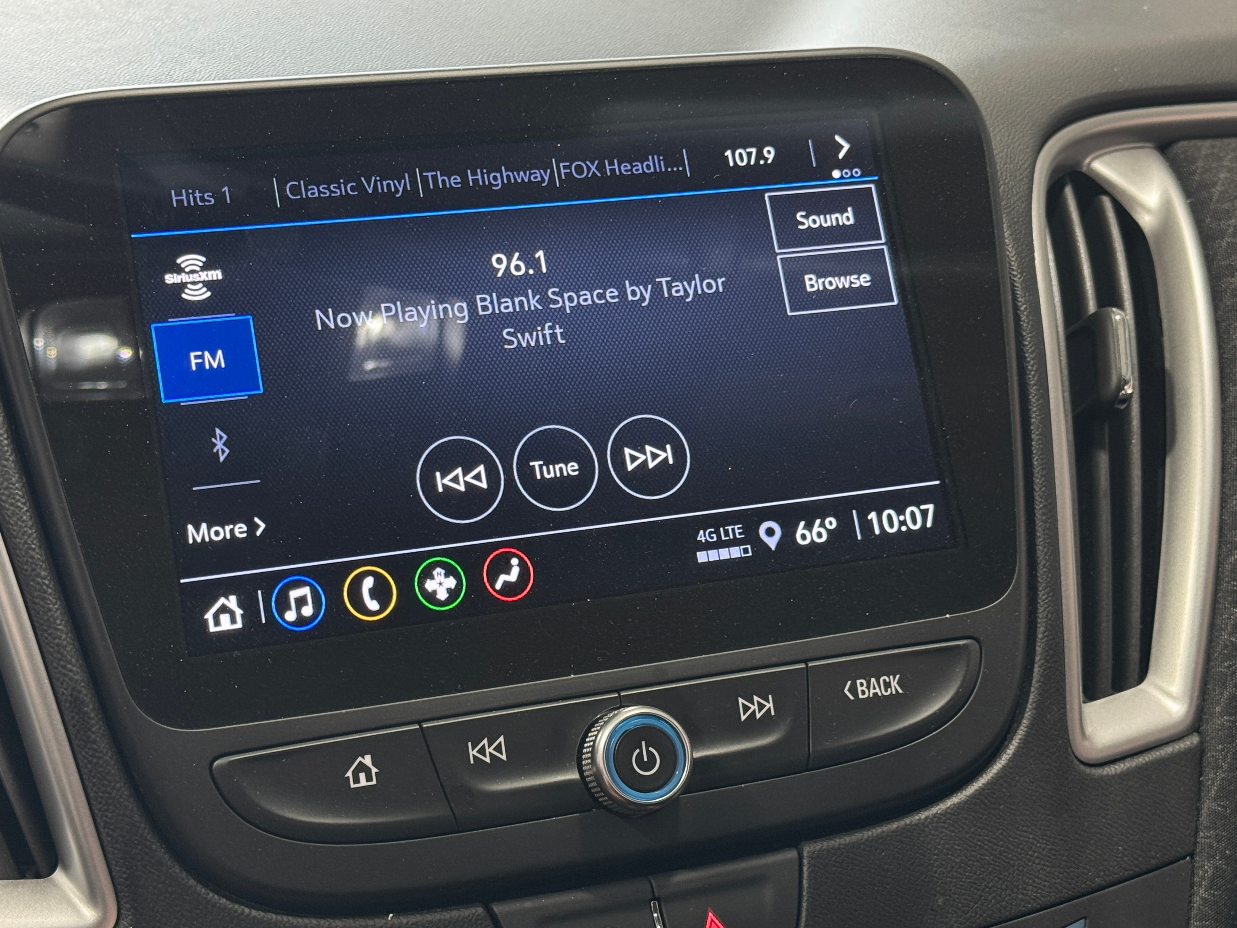 2024 Chevrolet Malibu LT 4