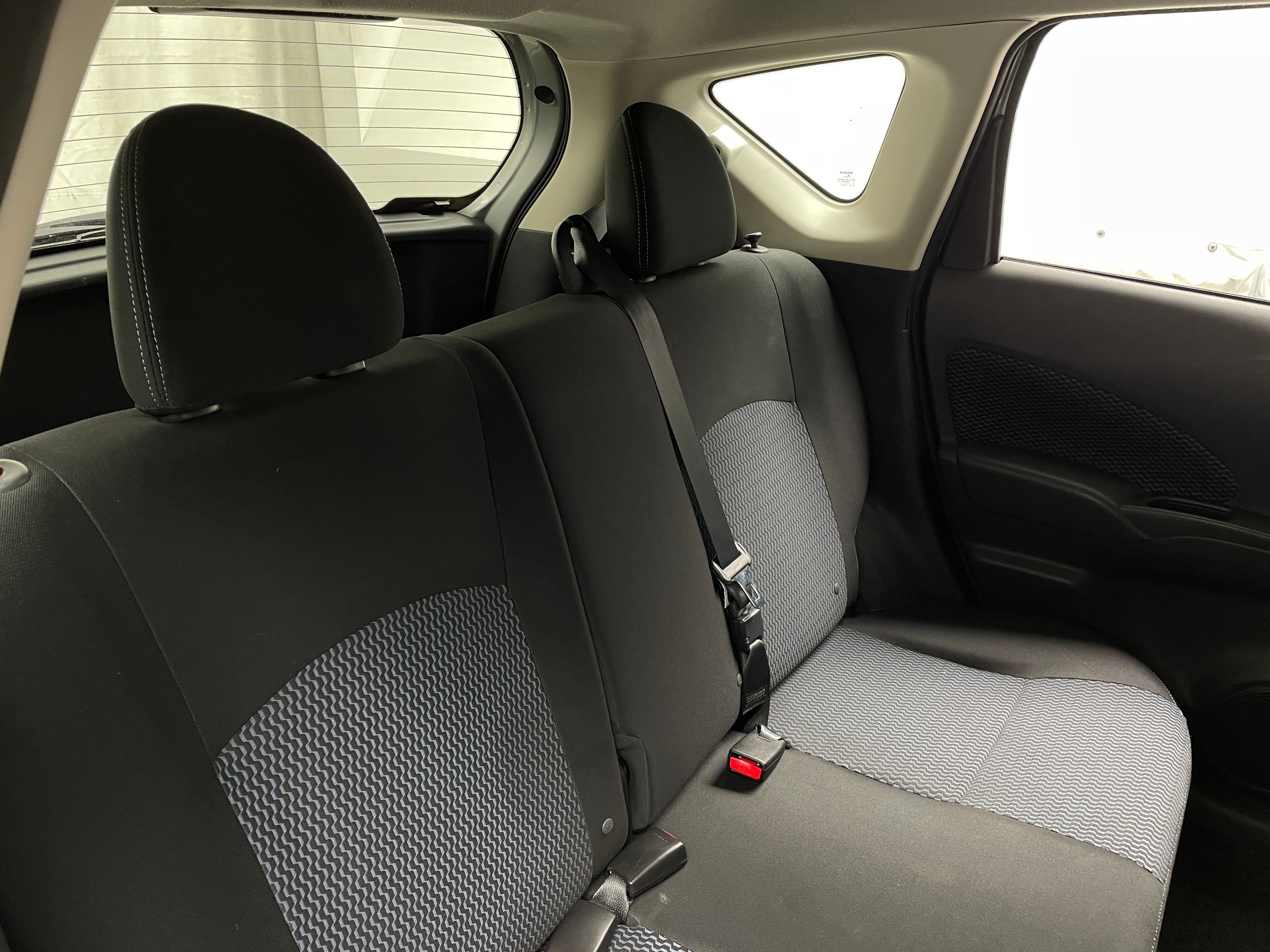 2017 Nissan Versa Note SV 6
