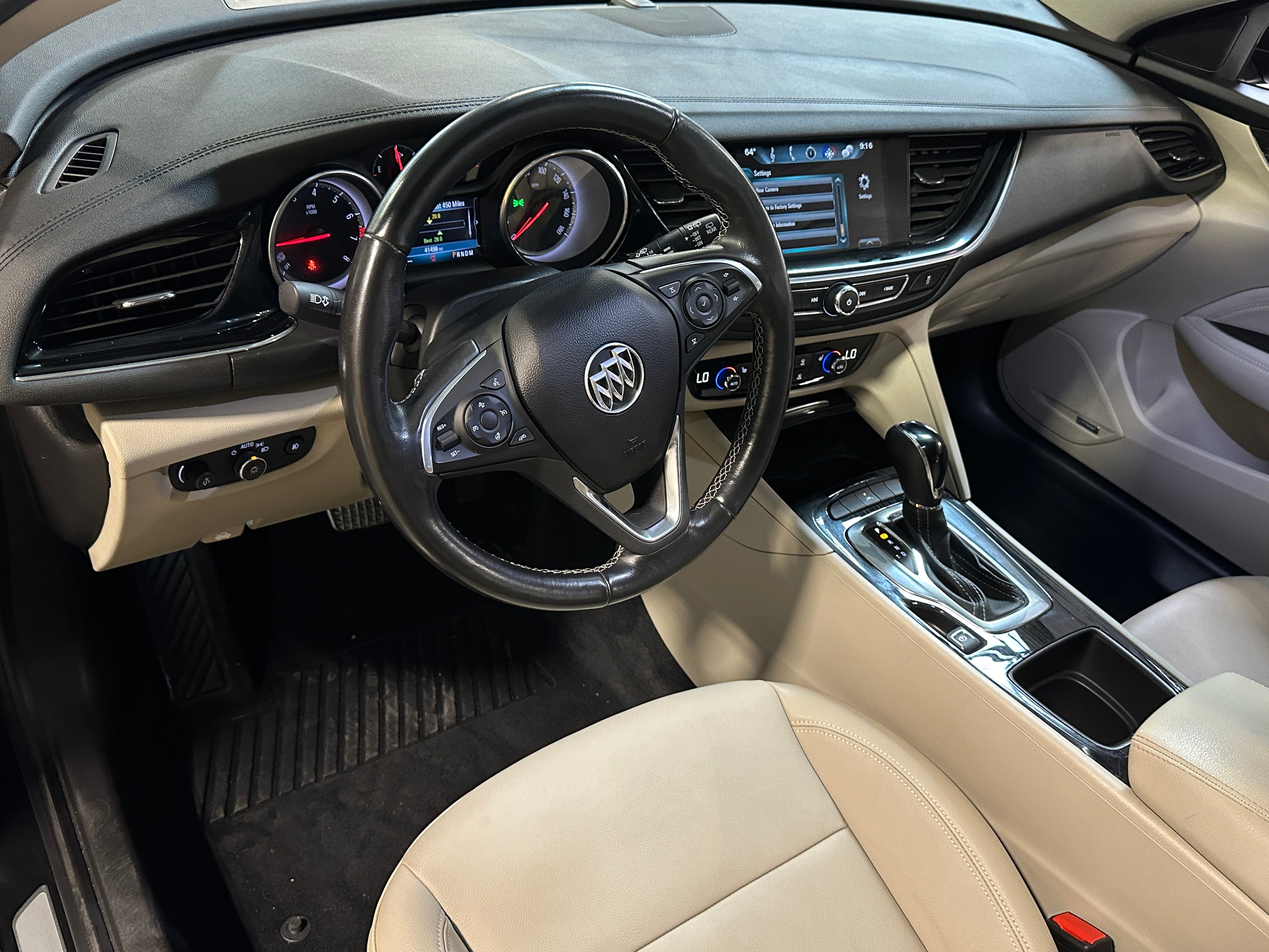 2018 Buick Regal Essence 2