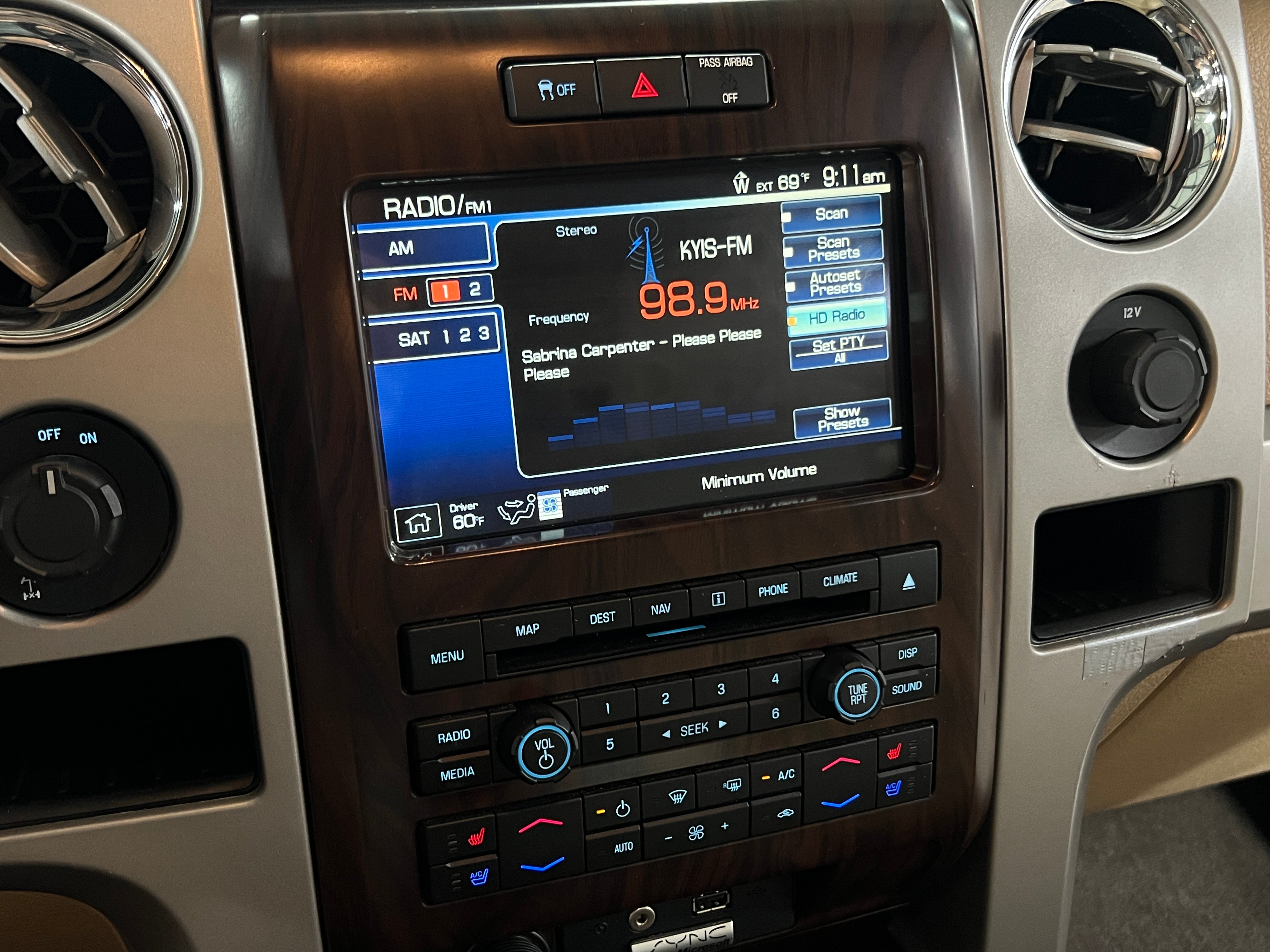 2012 Ford Econoline E-150 3