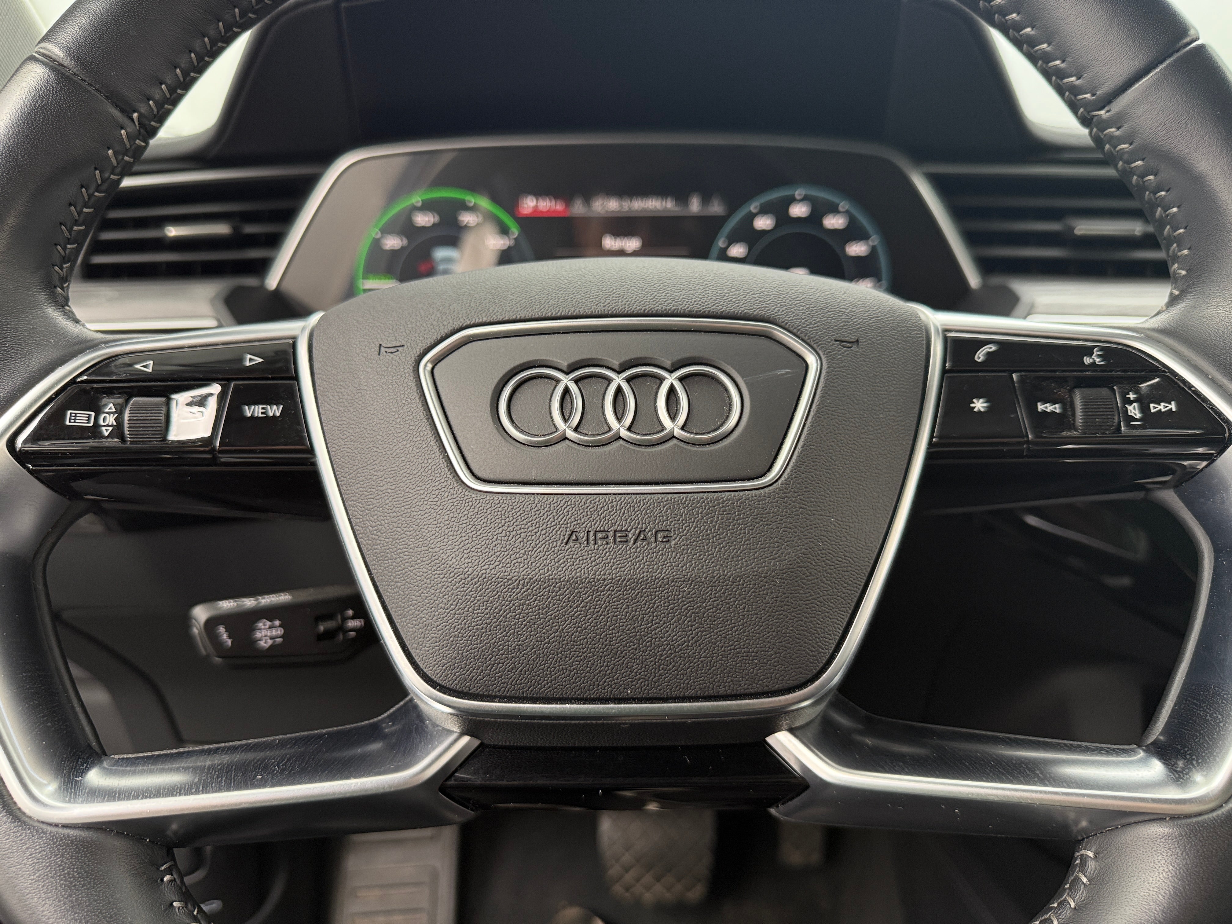2021 Audi e-tron S Premium Plus 4