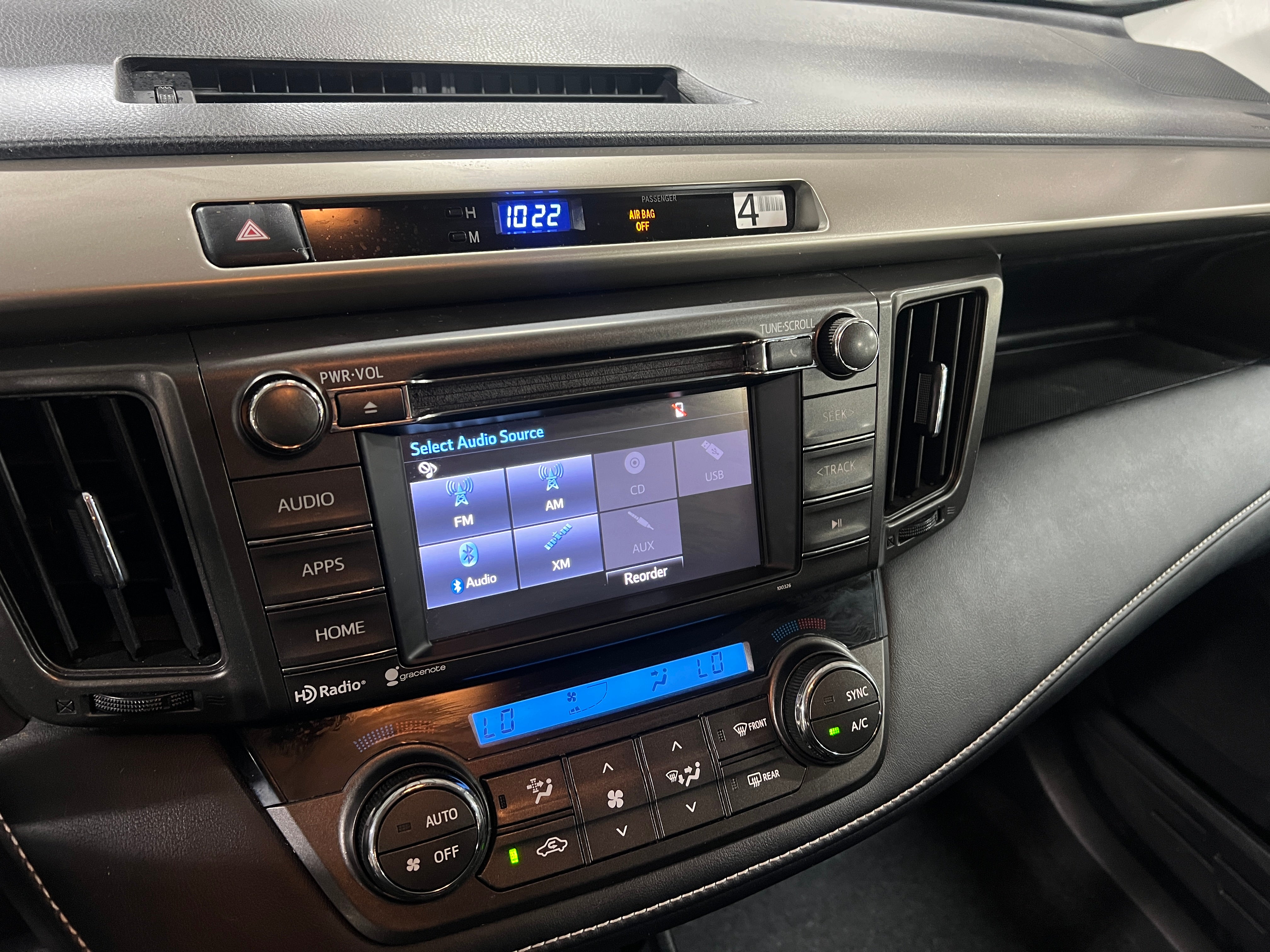 2015 Toyota RAV4 XLE 4