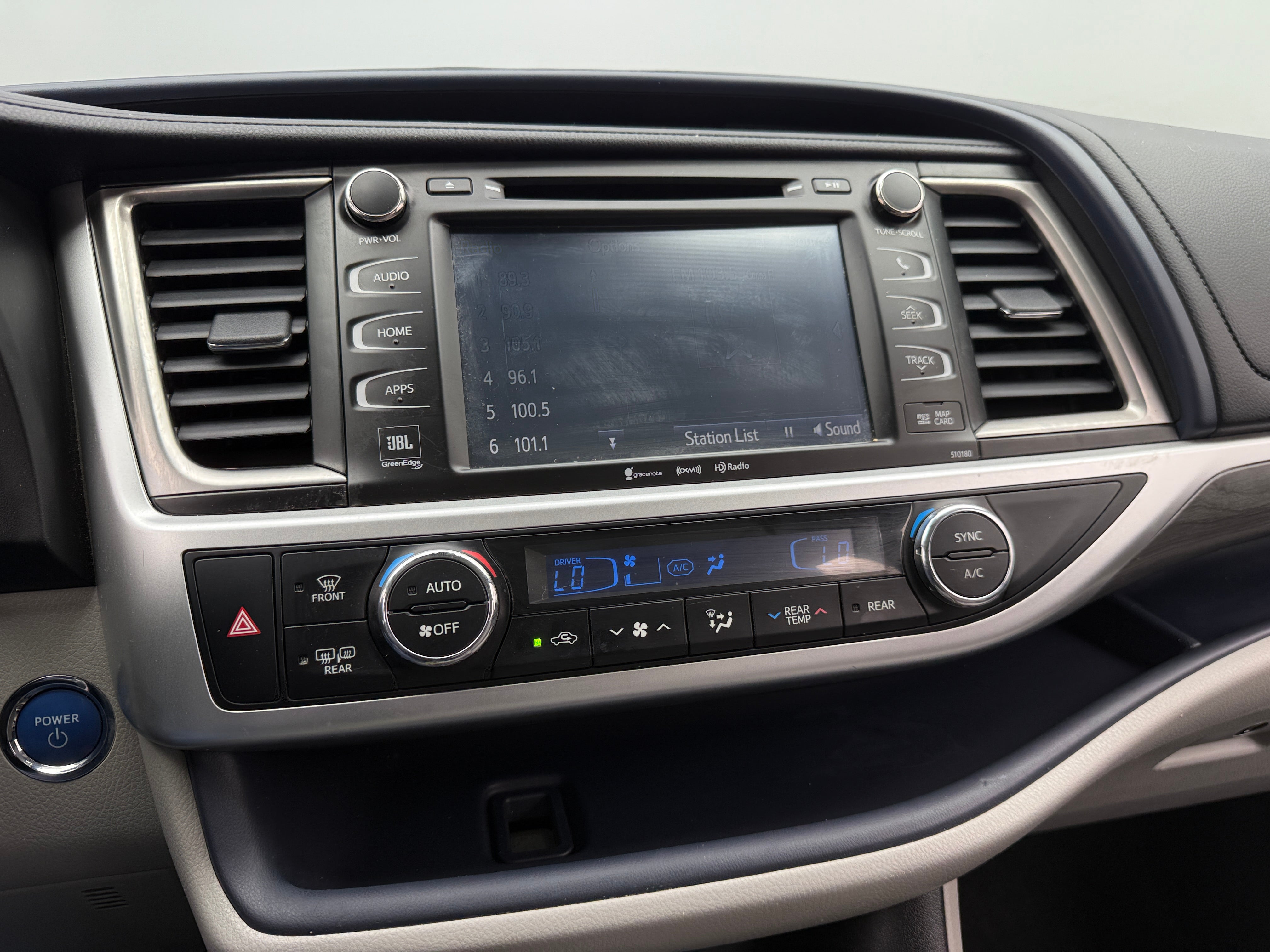 2018 Toyota Highlander Limited Platinum 3