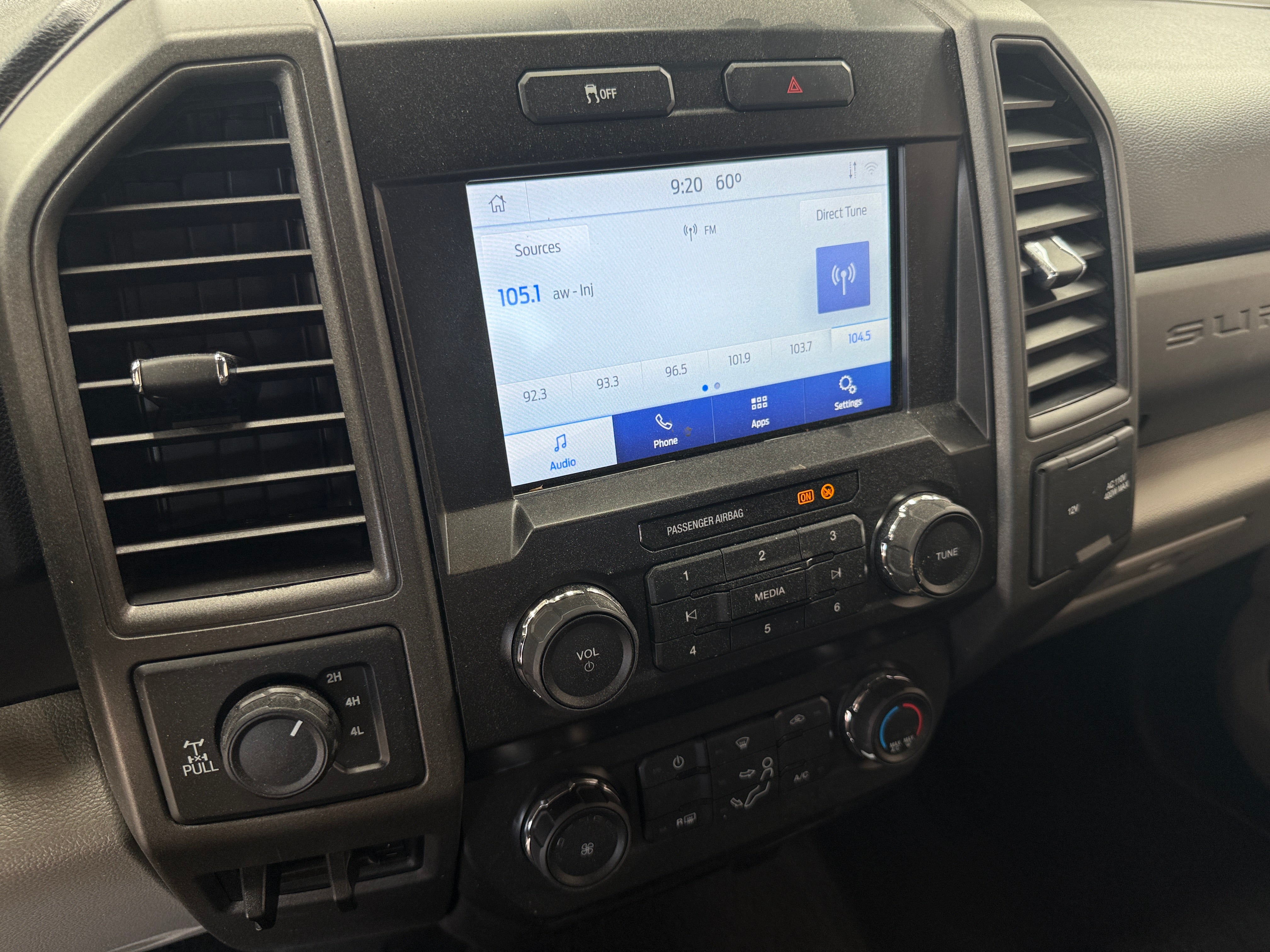 2021 Ford Econoline E-250 3