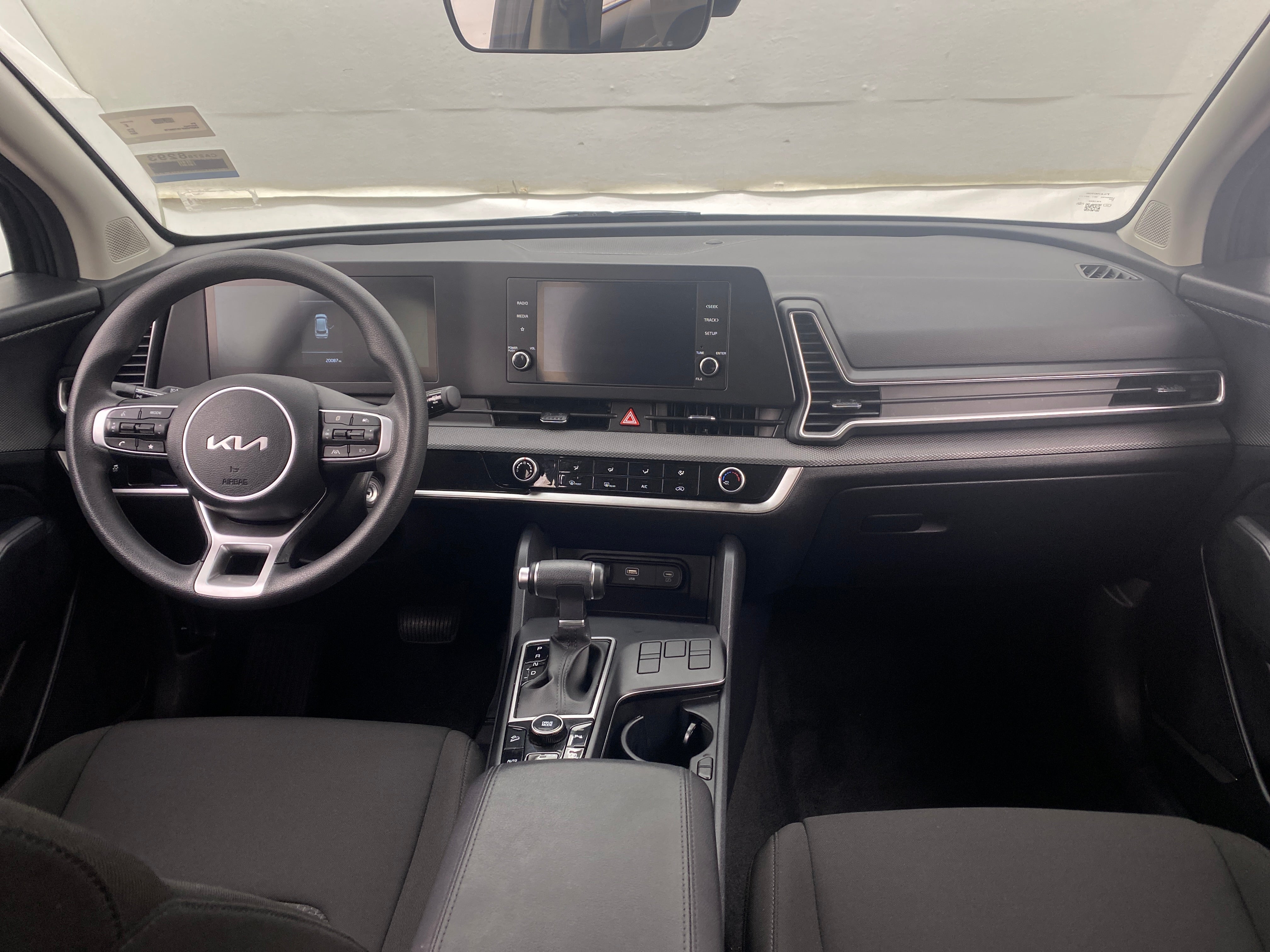 2024 Kia Sportage LX 3