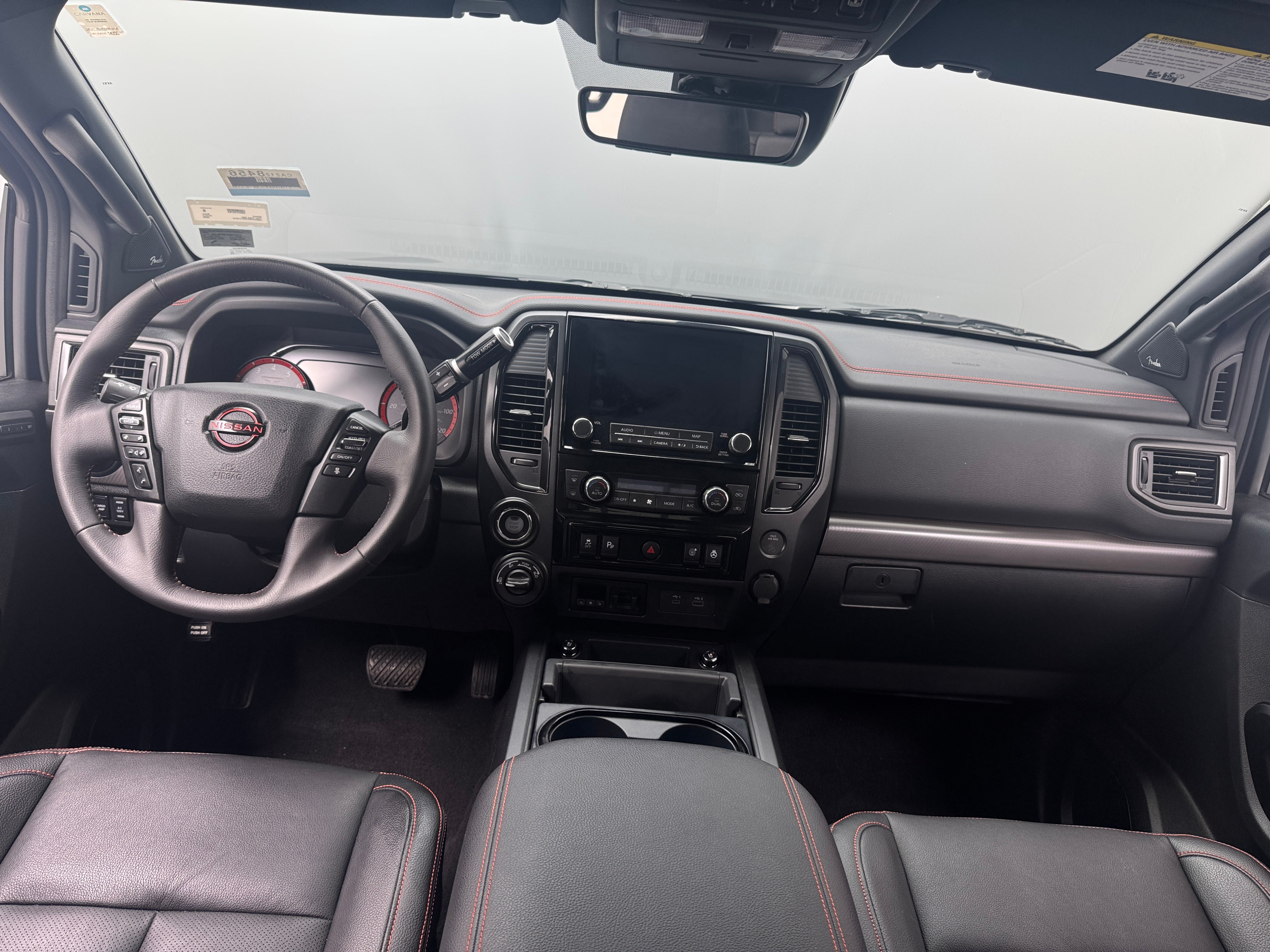 2024 Nissan Titan PRO-4X 3