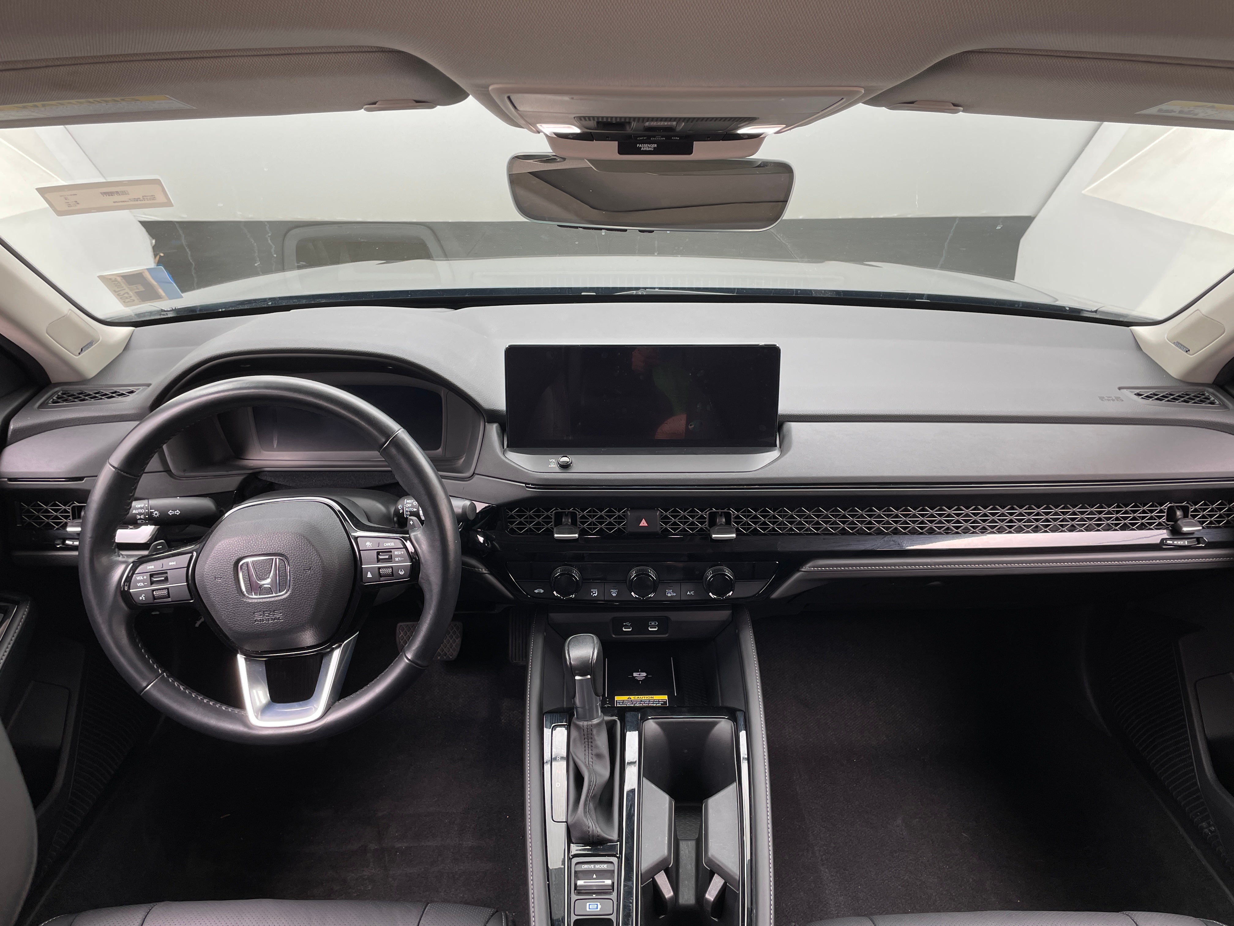 2023 Honda Accord Touring 2