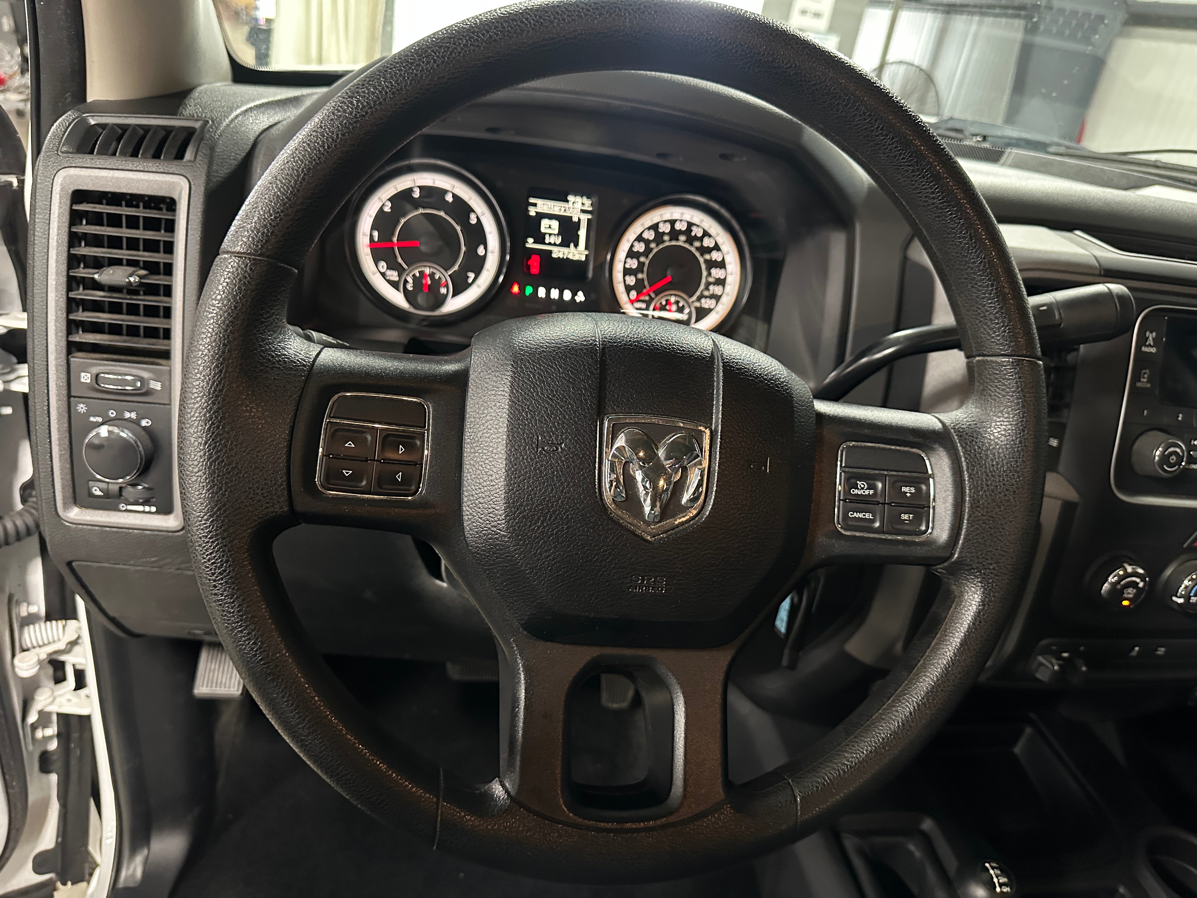 2017 RAM 2500 Tradesman 5