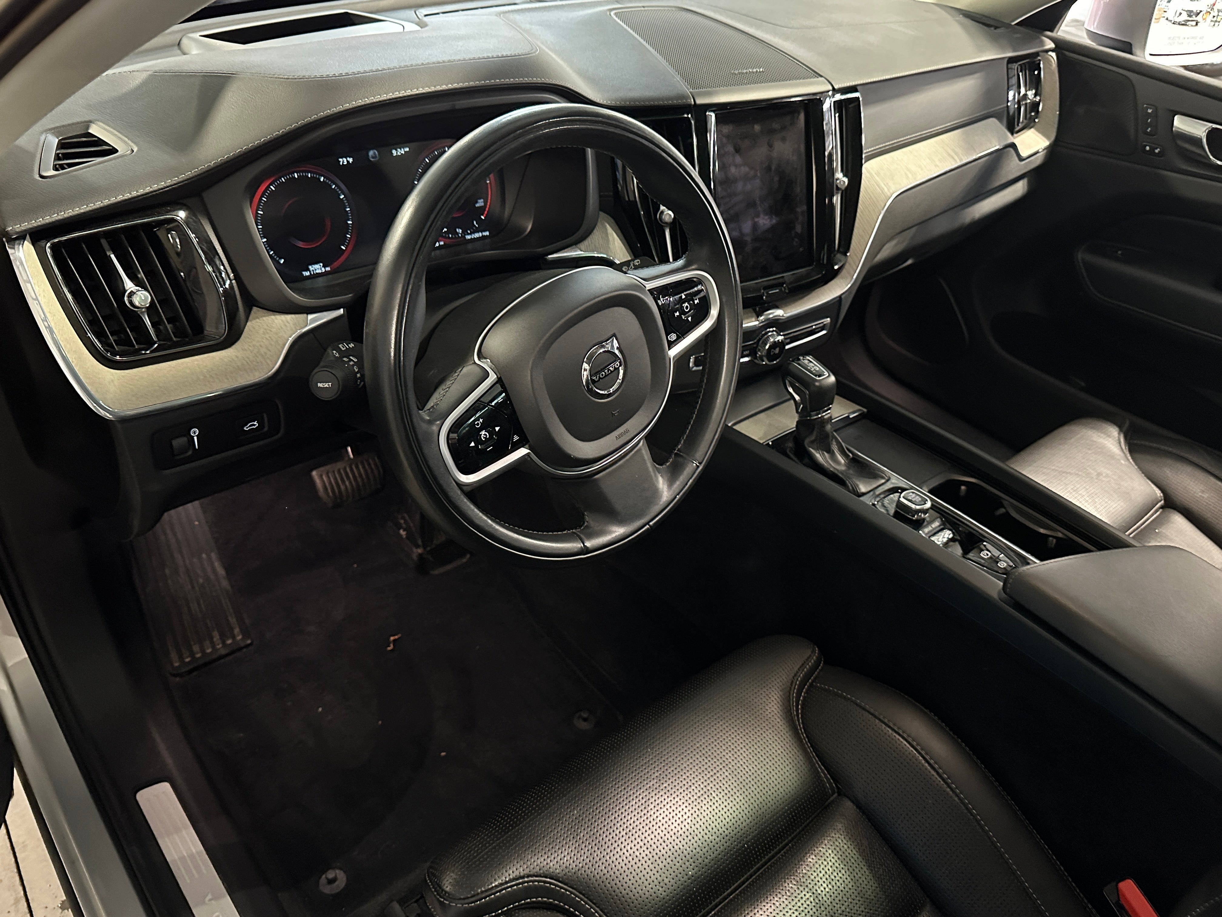 2021 Volvo XC60 T5 Inscription 2