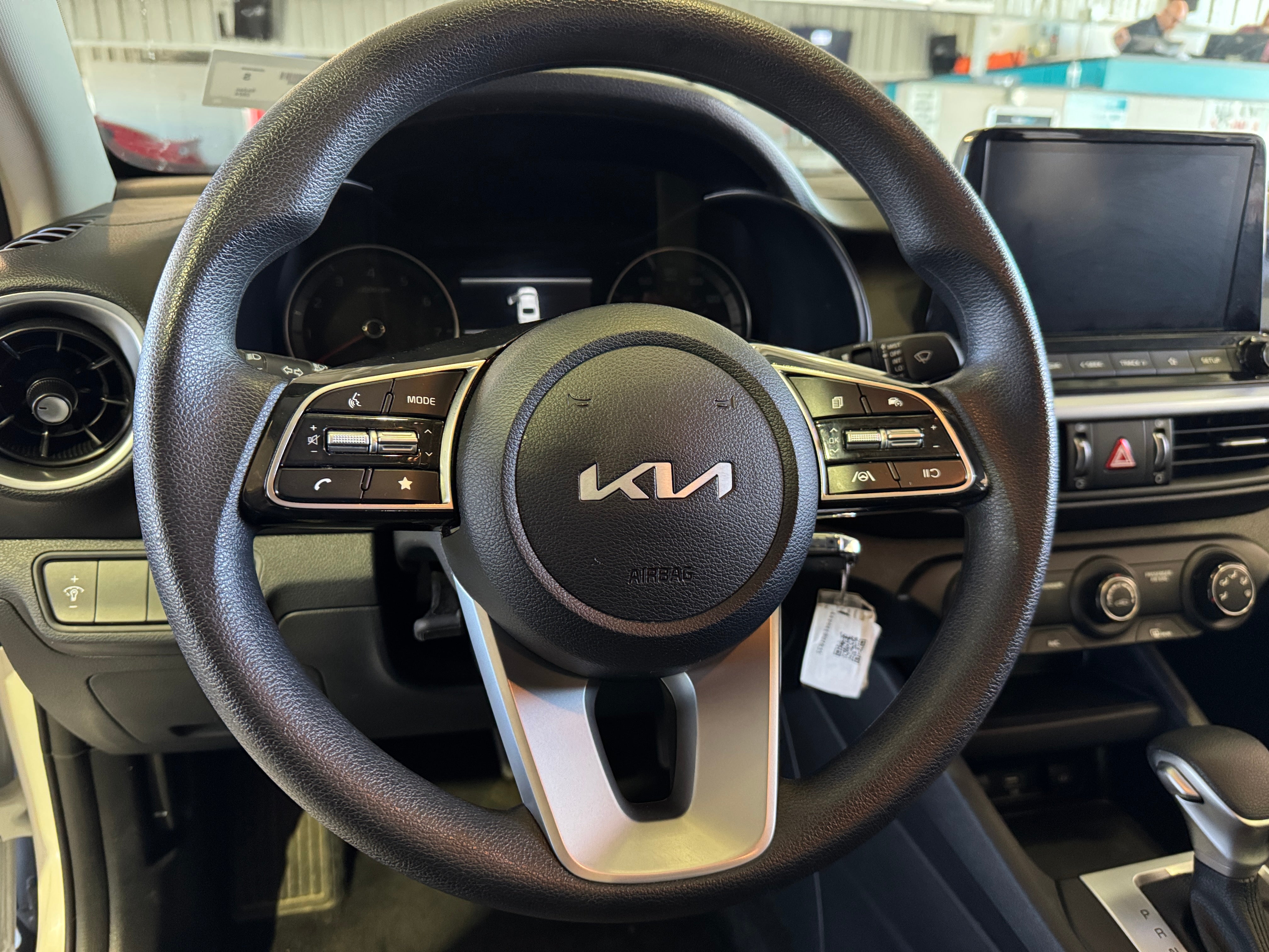 2024 Kia Forte LXS 5