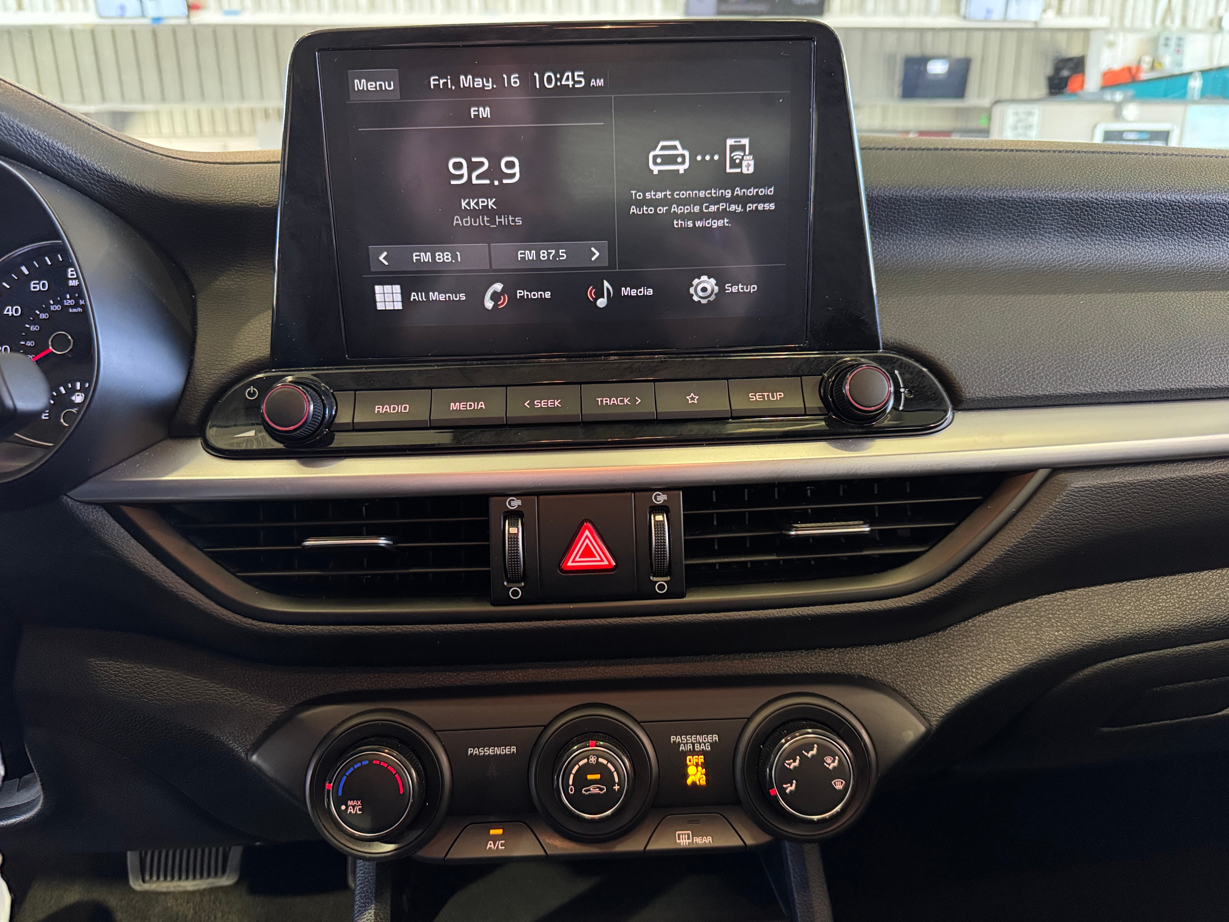2024 Kia Forte LXS 4