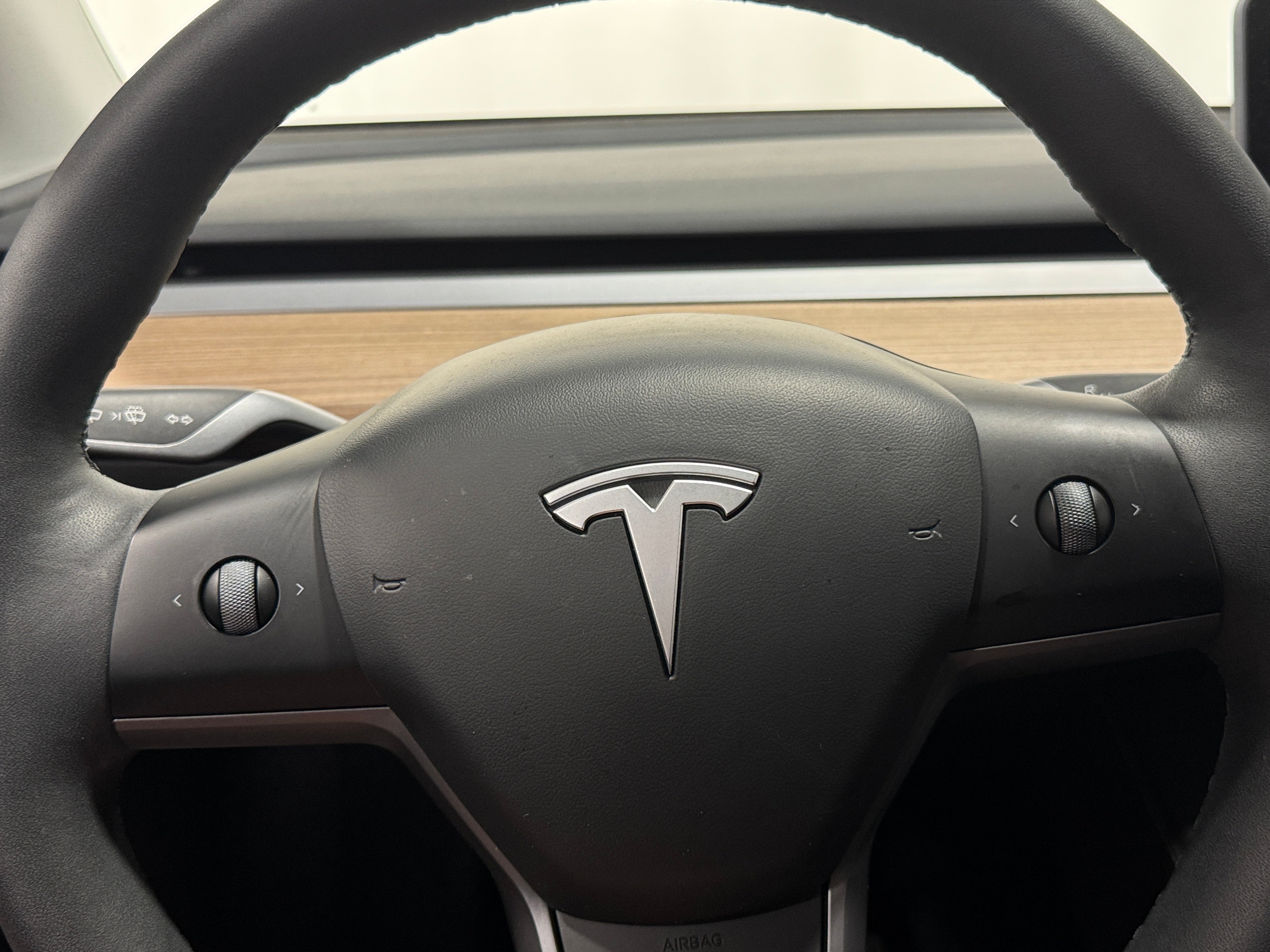 2024 Tesla Model Y Long Range 2