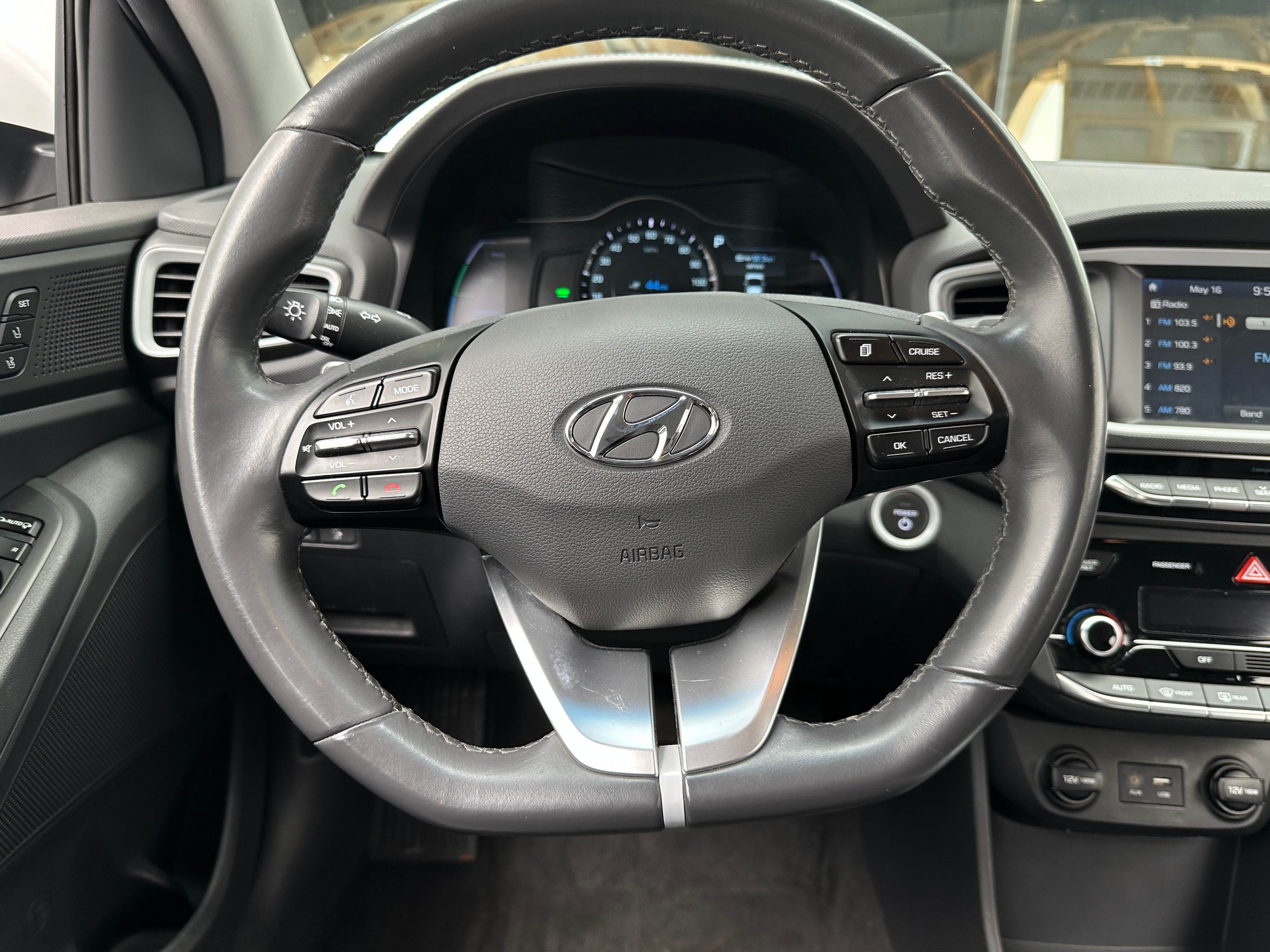 2017 Hyundai Ioniq Limited 4