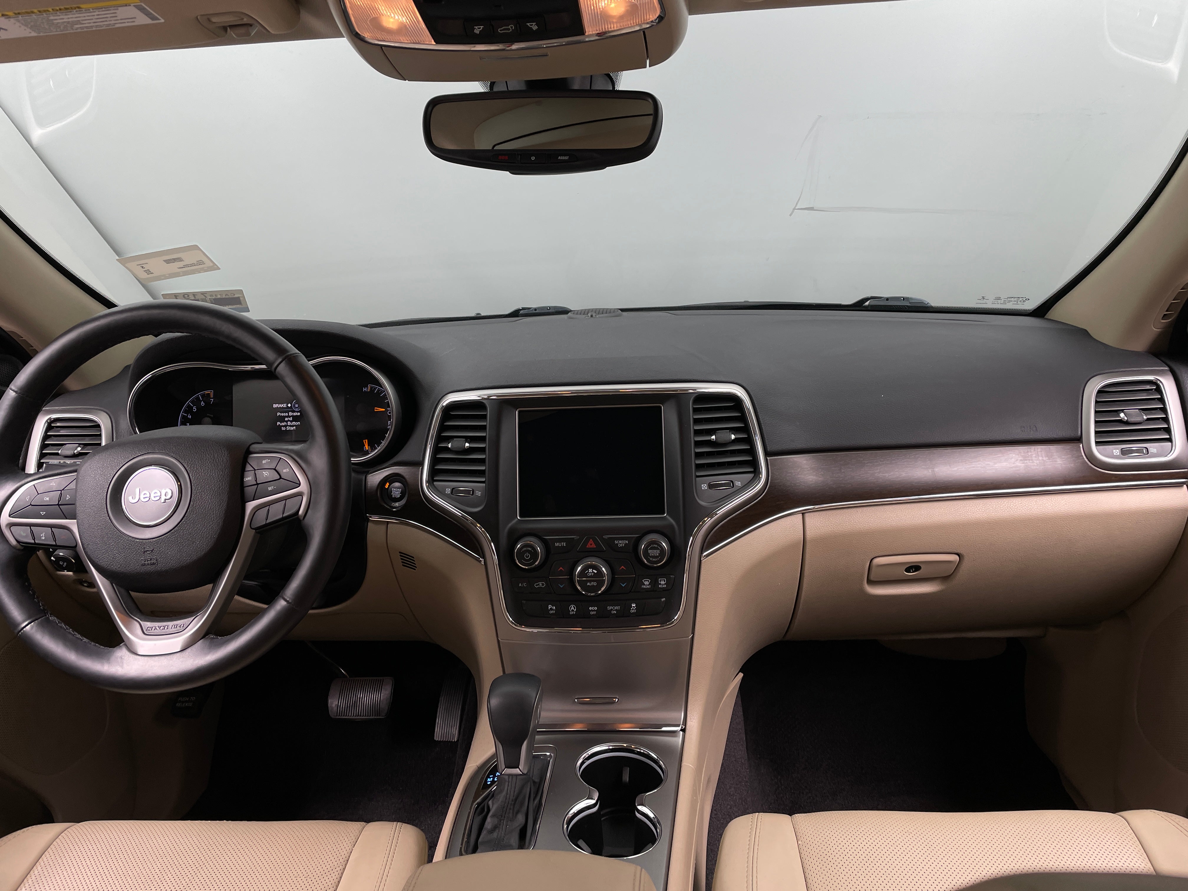 2018 Jeep Grand Cherokee Limited Edition 2