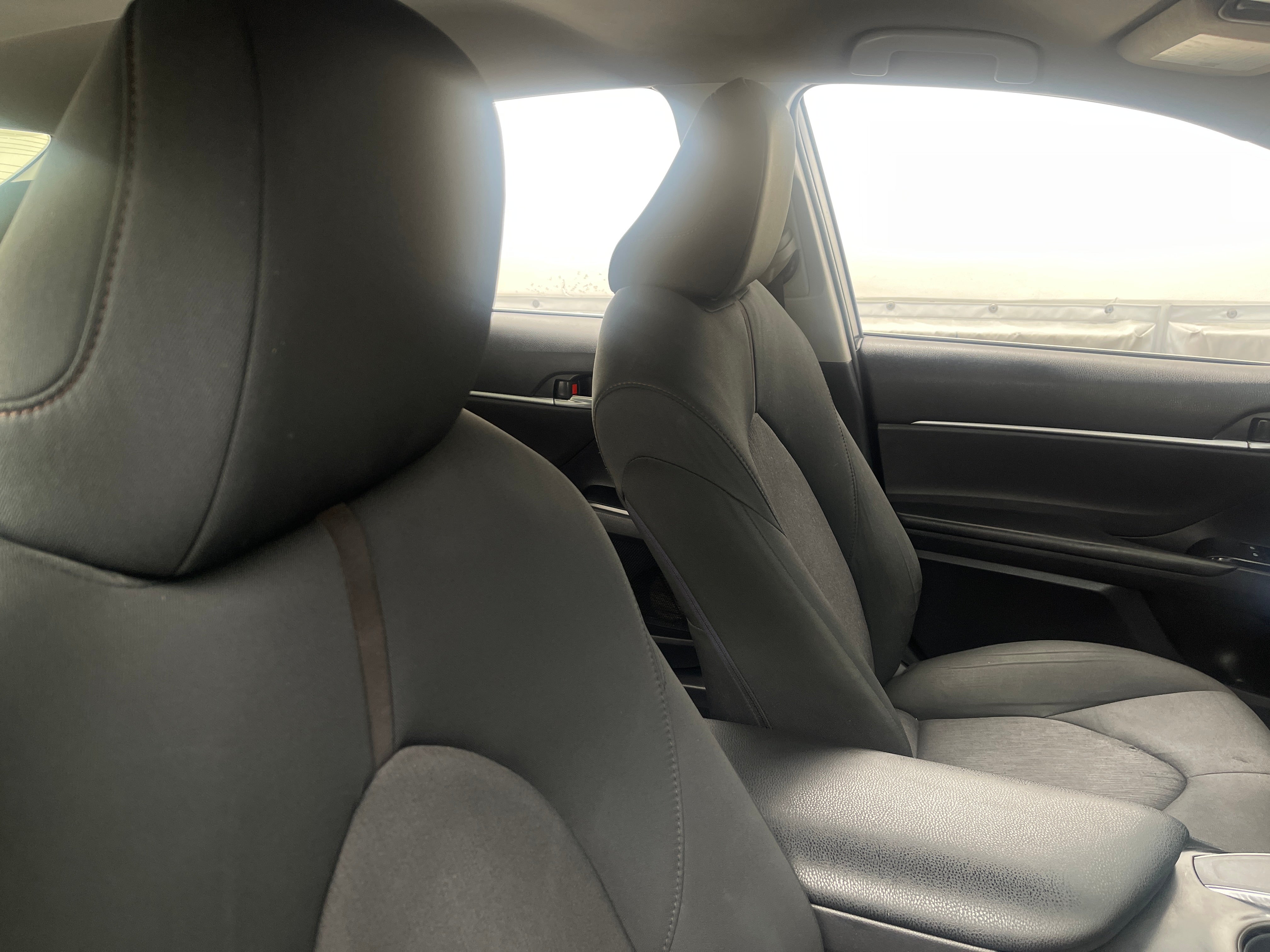 2018 Toyota Camry LE 2
