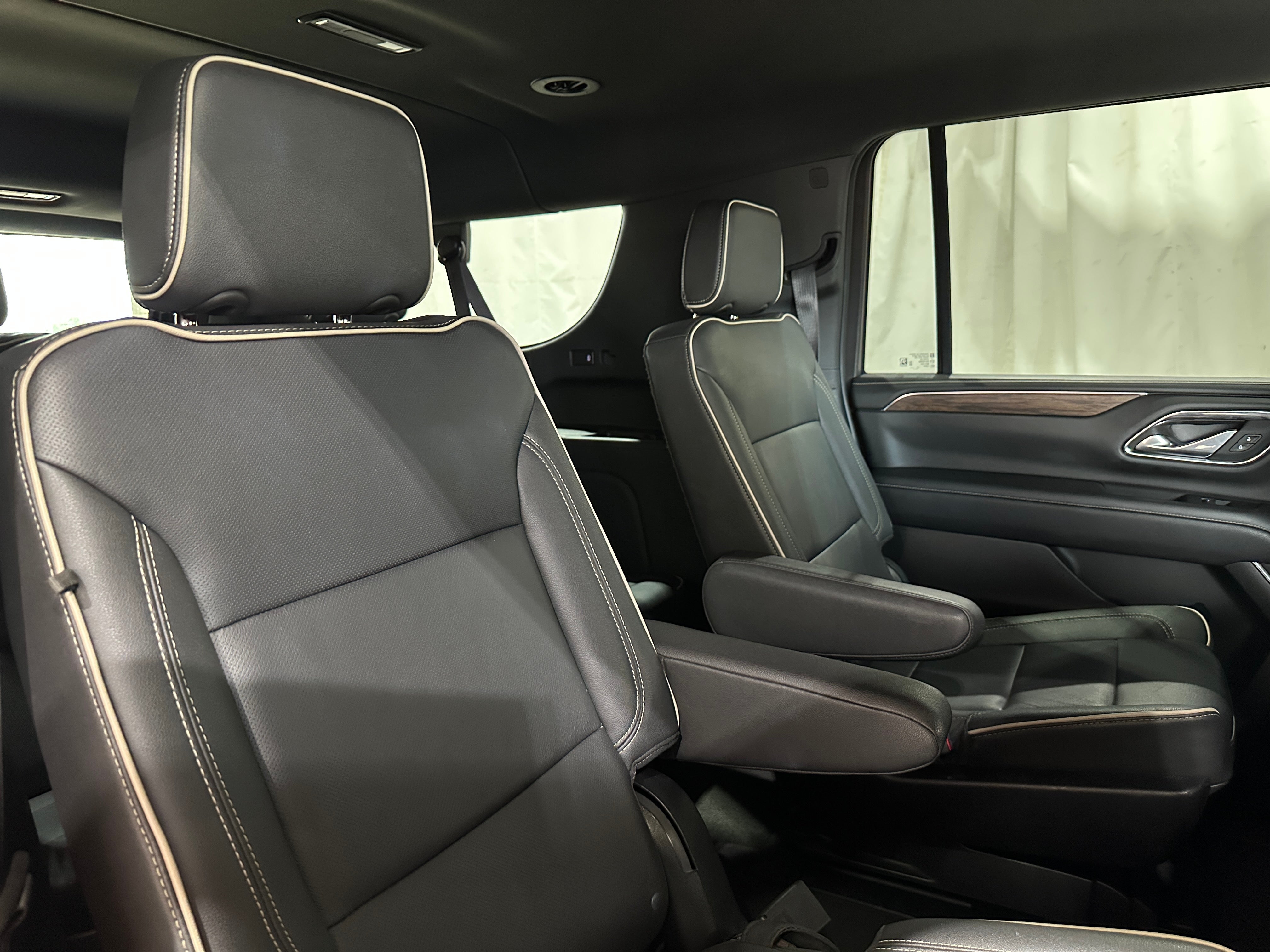 2023 Chevrolet Suburban Premier 5