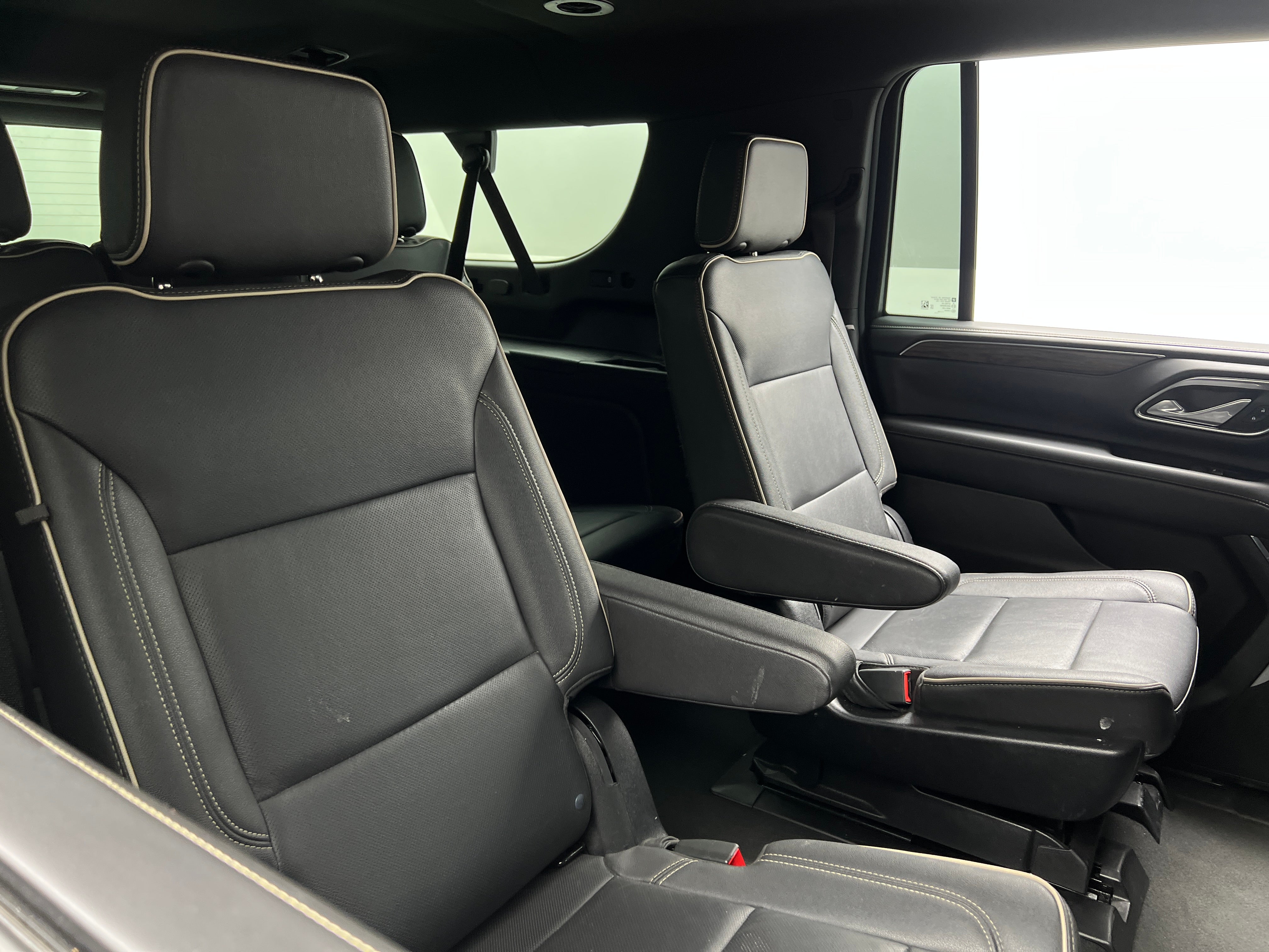 2023 Chevrolet Suburban Premier 5