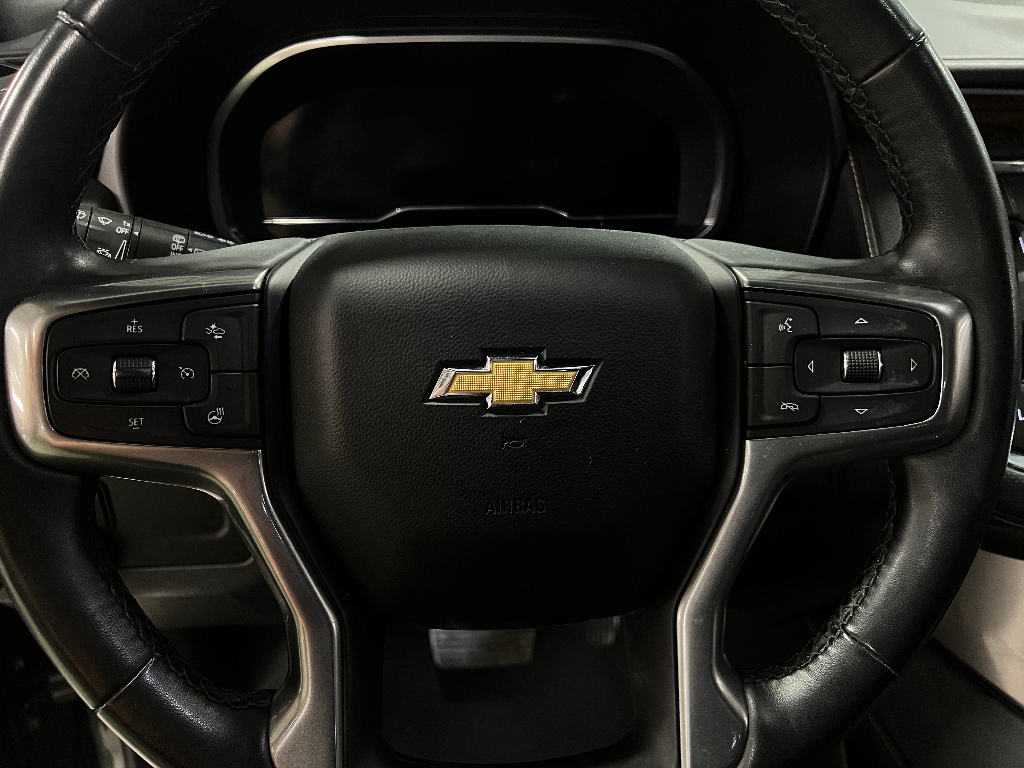 2023 Chevrolet Suburban Premier 4
