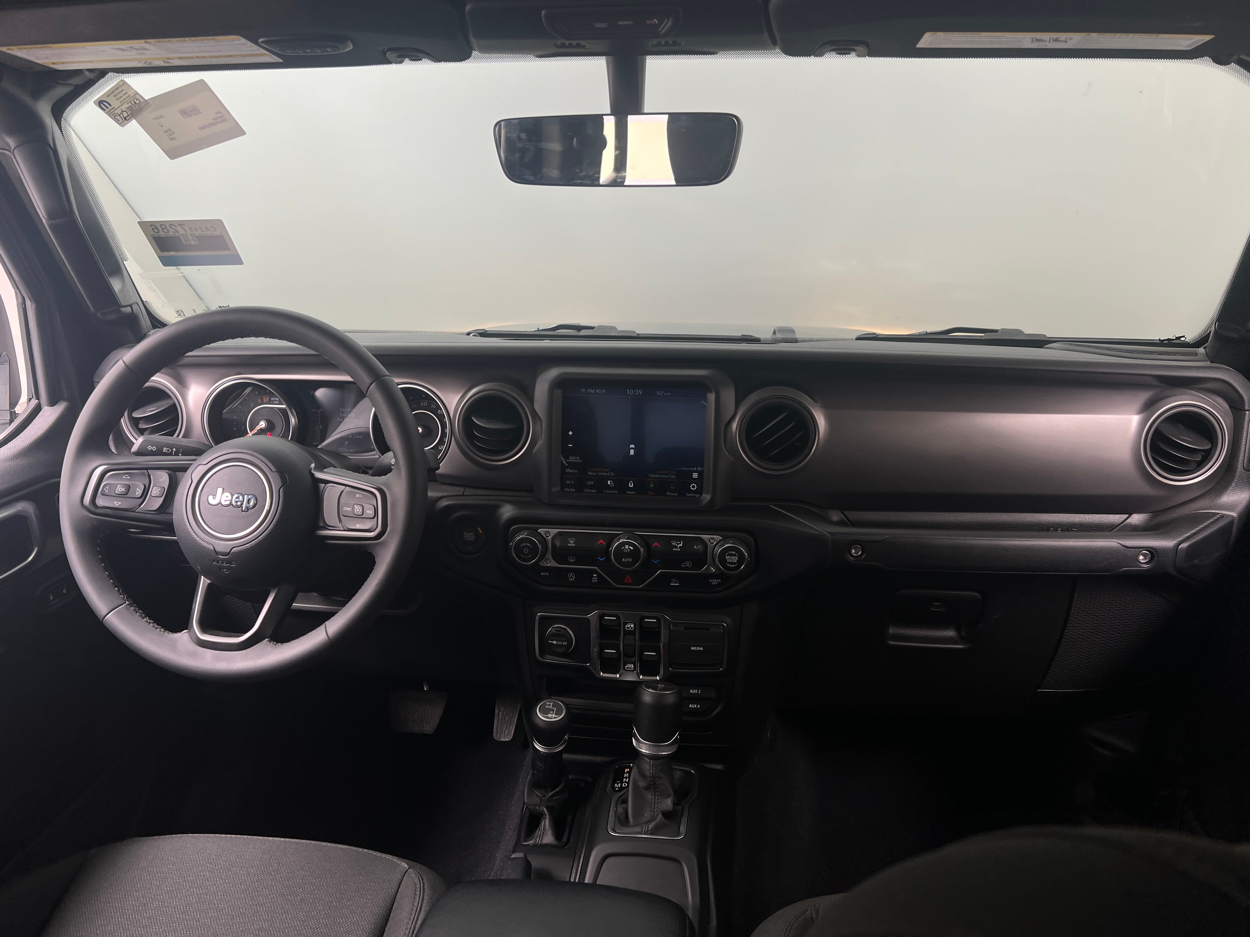 2023 Jeep Gladiator Willys 3