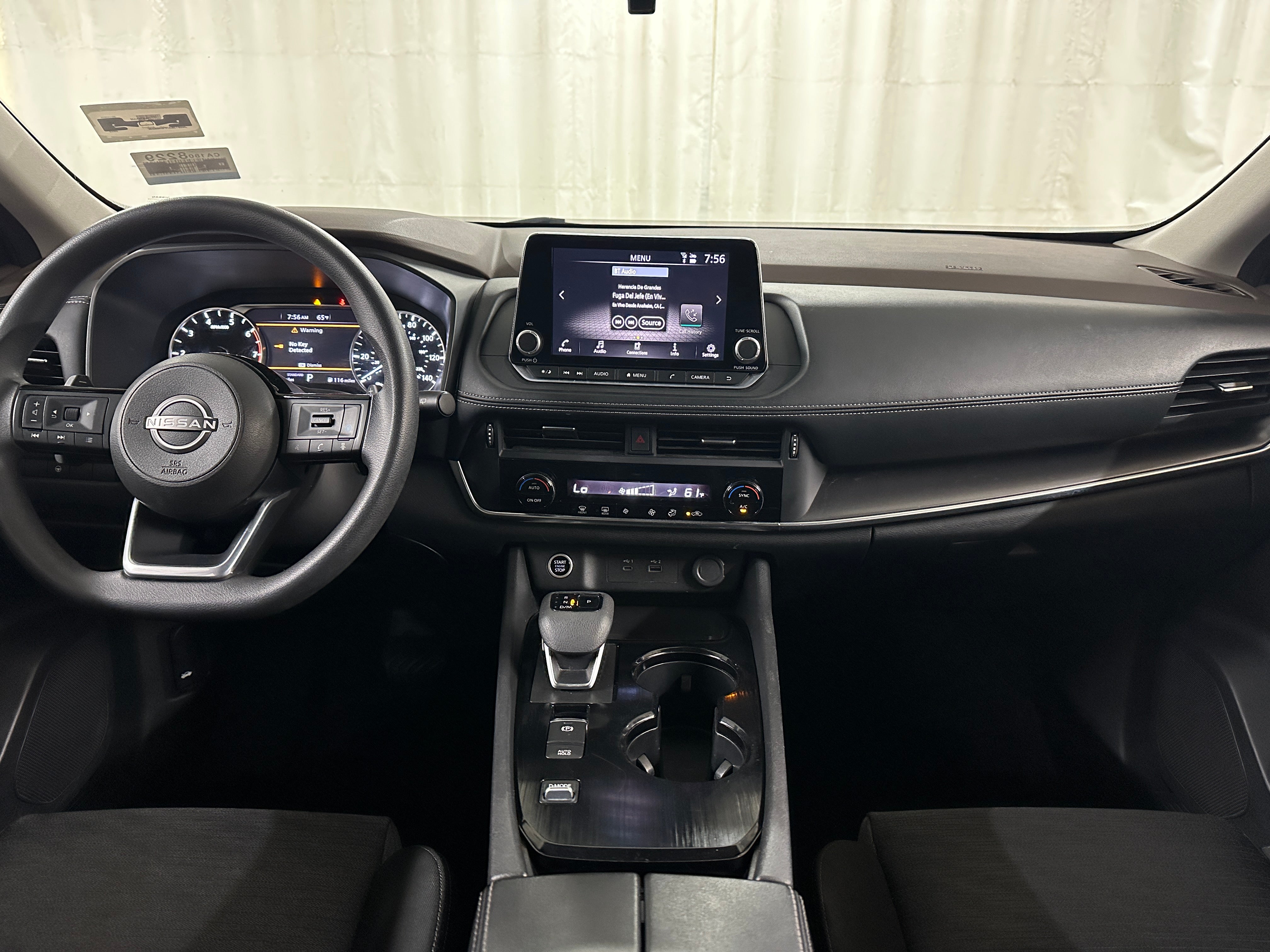2023 Nissan Rogue SV 3