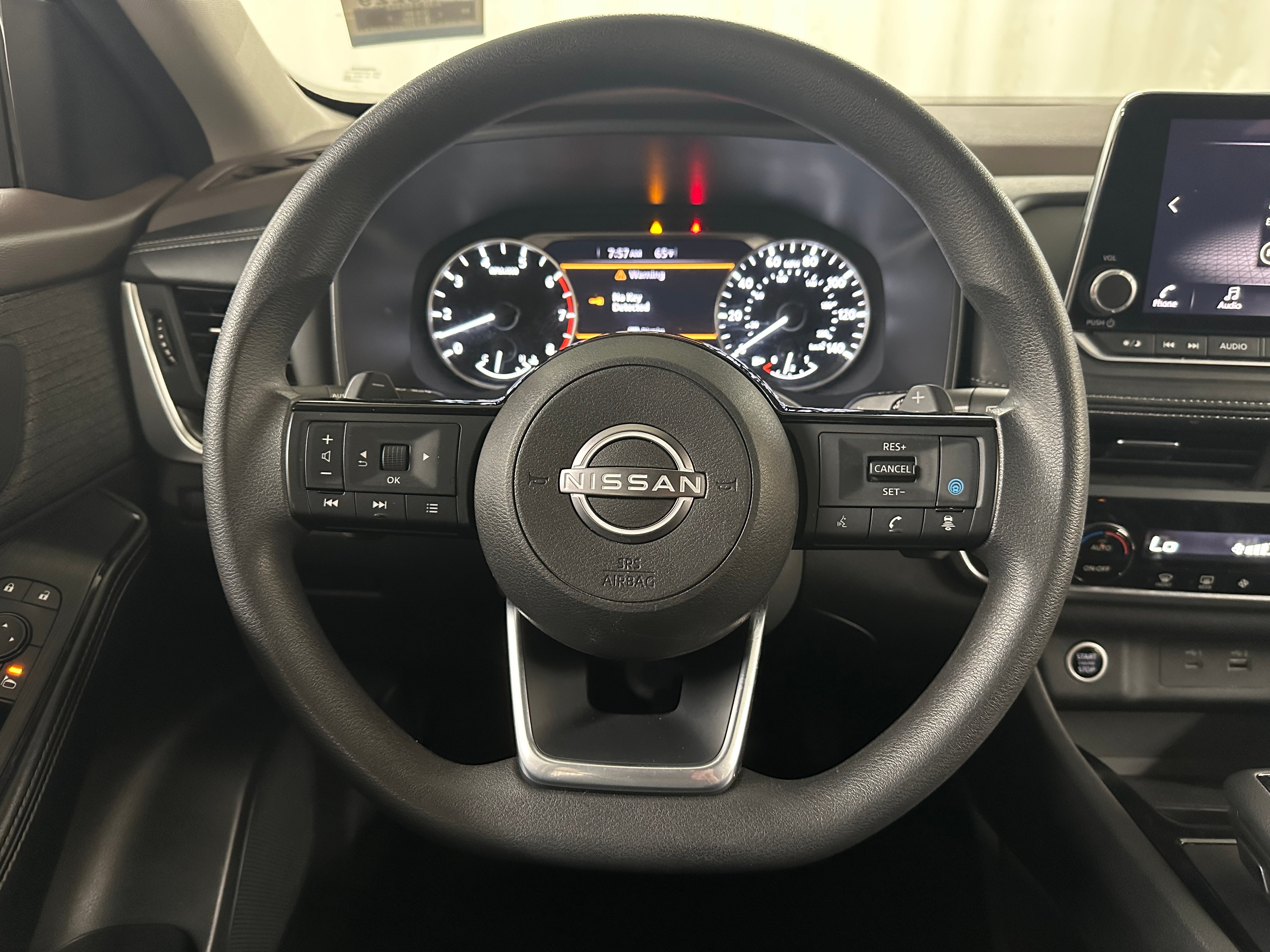 2023 Nissan Rogue SV 5