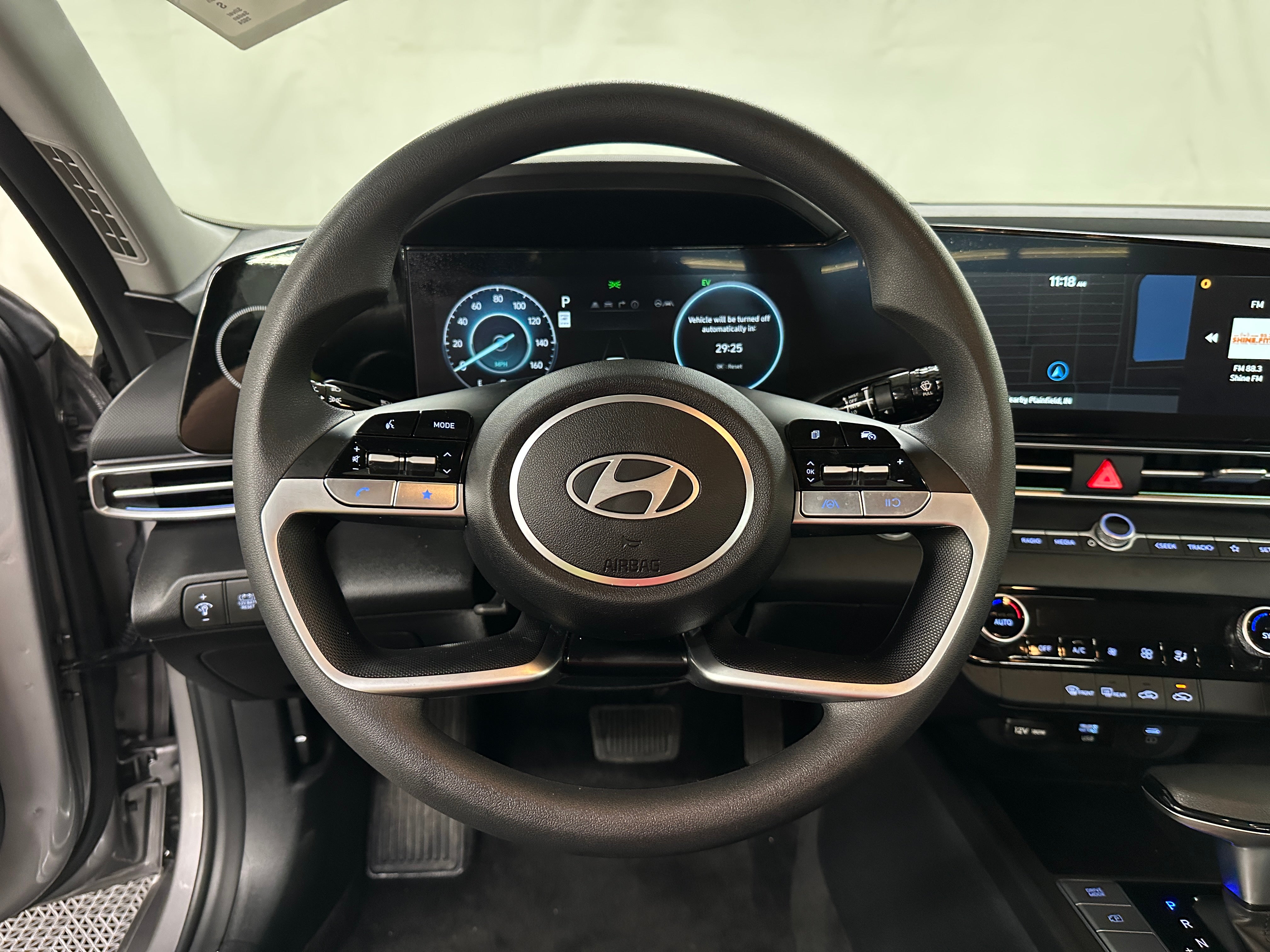 2024 Hyundai Elantra Blue 5