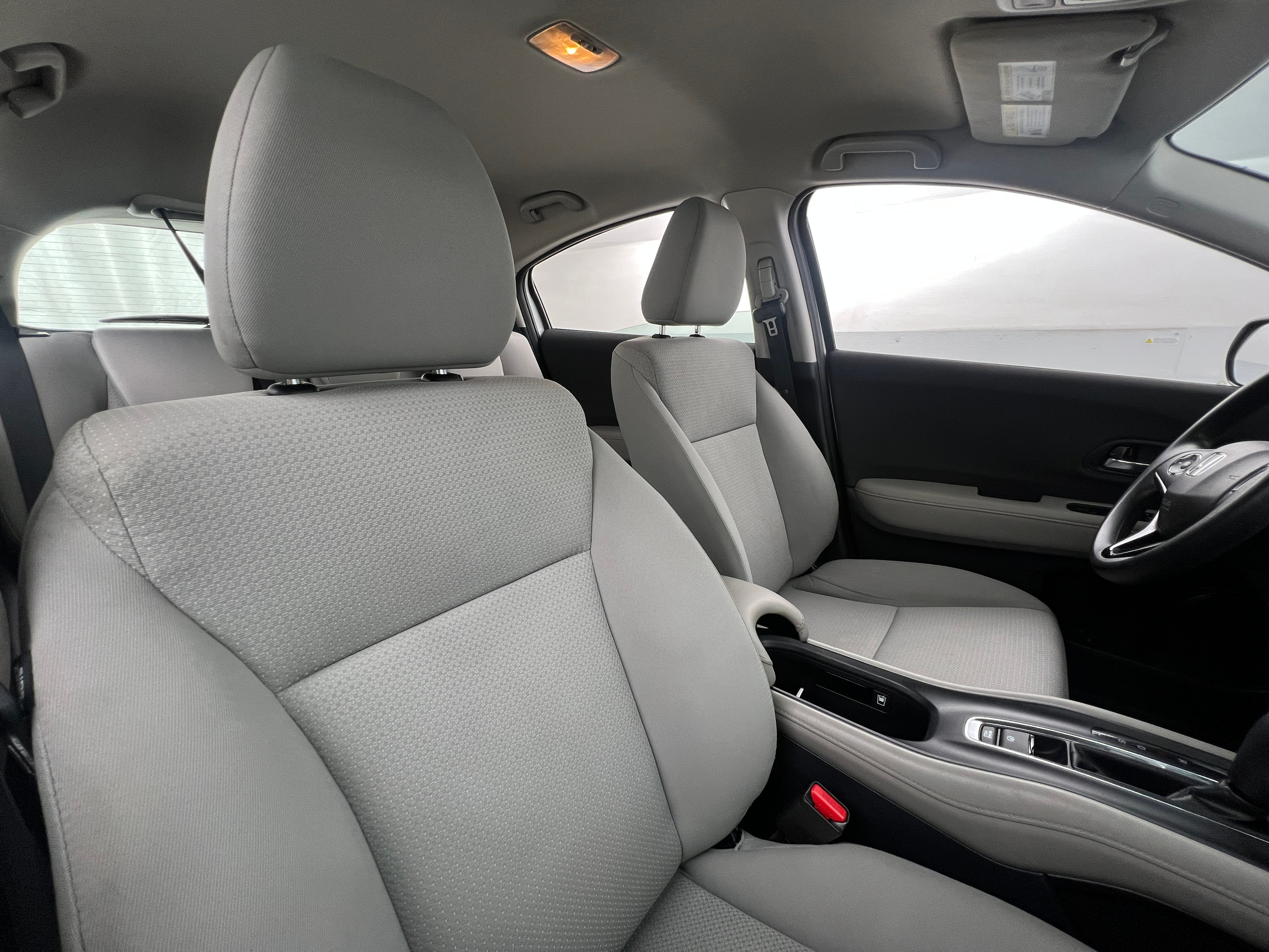 2021 Honda HR-V LX 2