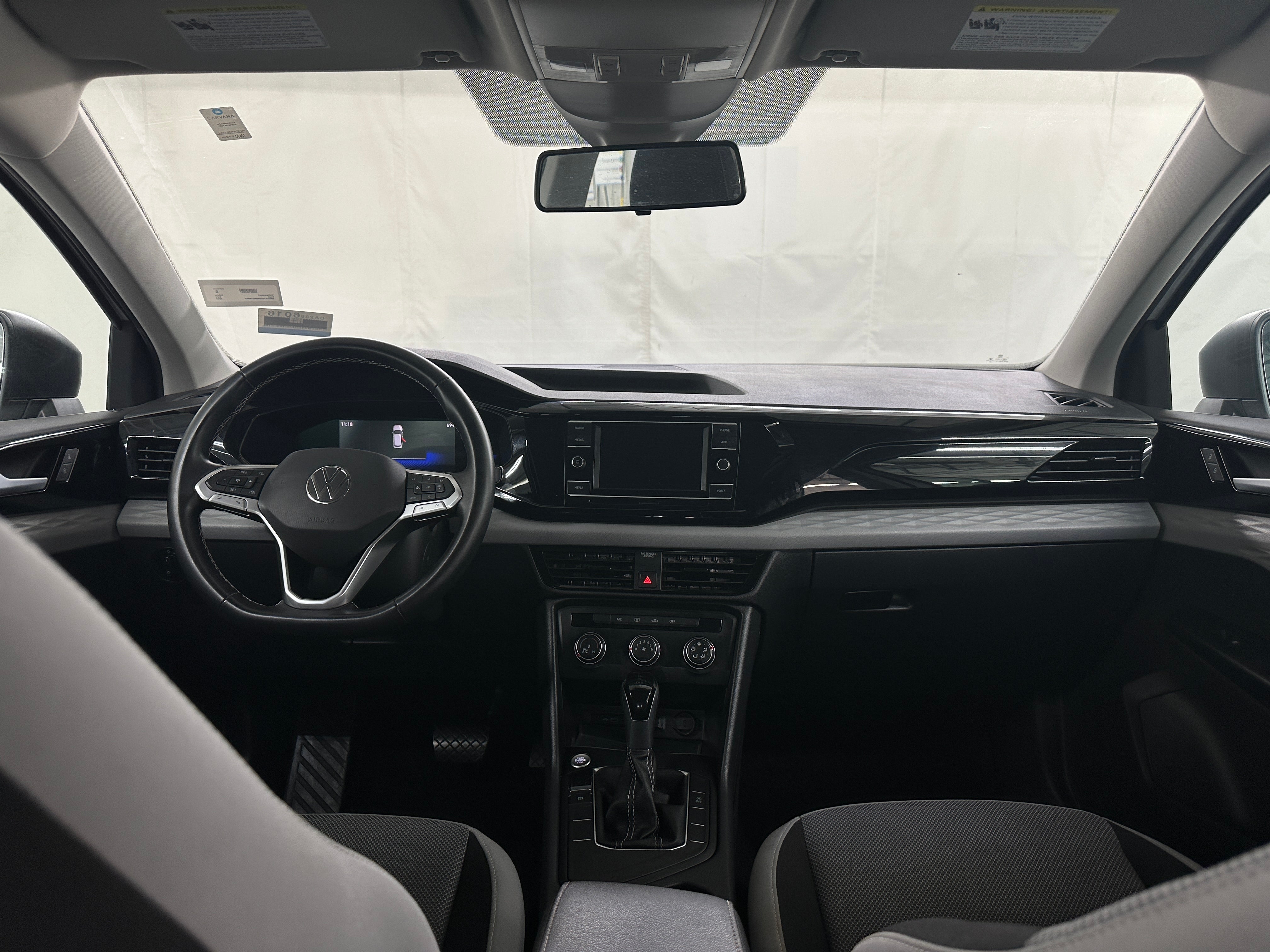2022 Volkswagen Taos S 3